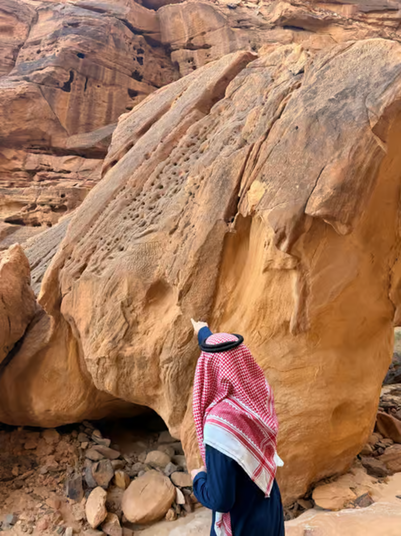 Al Ula: Dadan and Jabal Ikmah Tombs Guided Tour