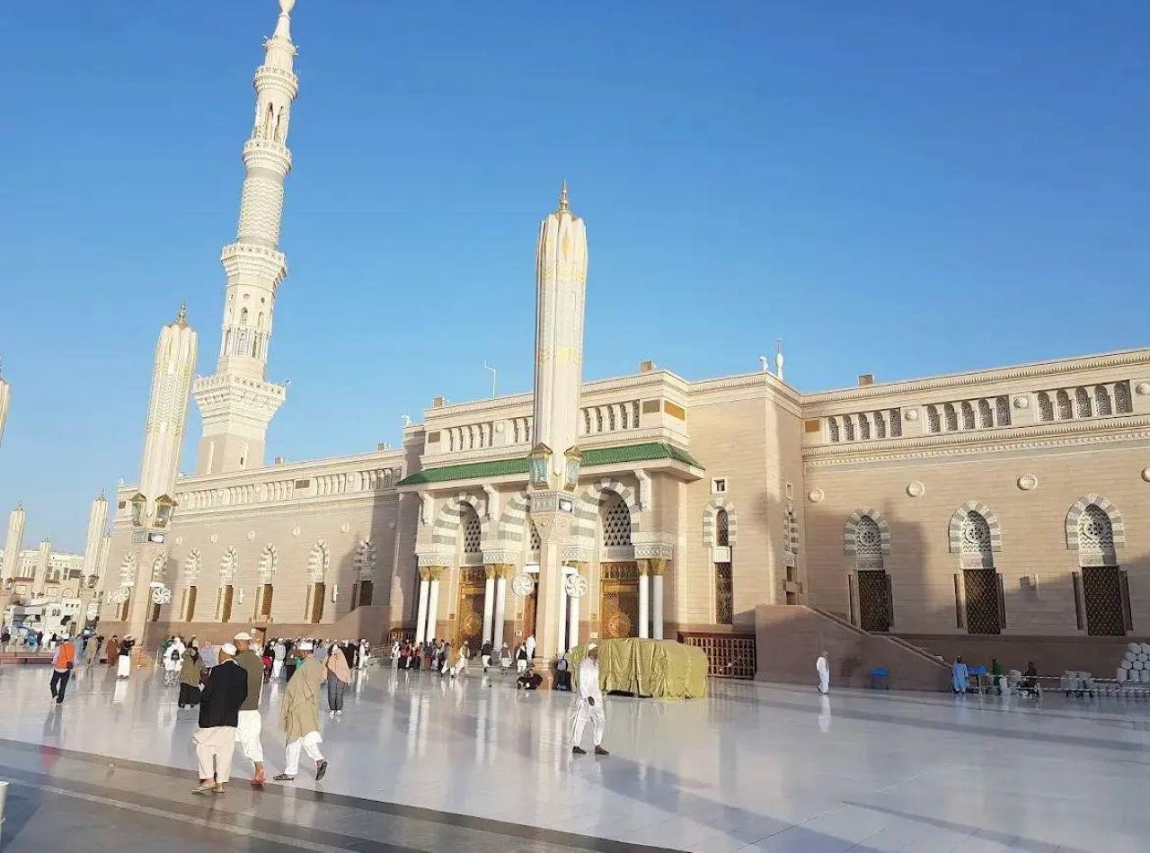 From AlUla: Same-Day Return Trip to Madinah, Known as Taybah 3