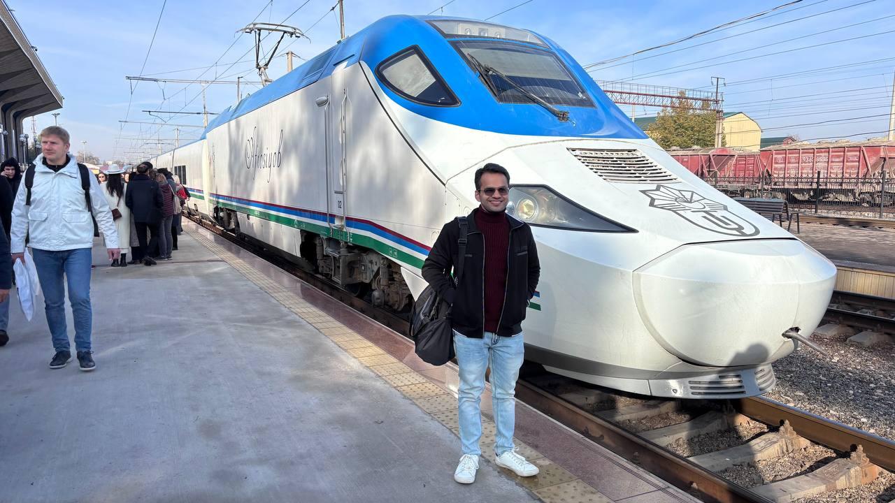 Tashkent-Samarkand: High-Speed Train Between City Centers