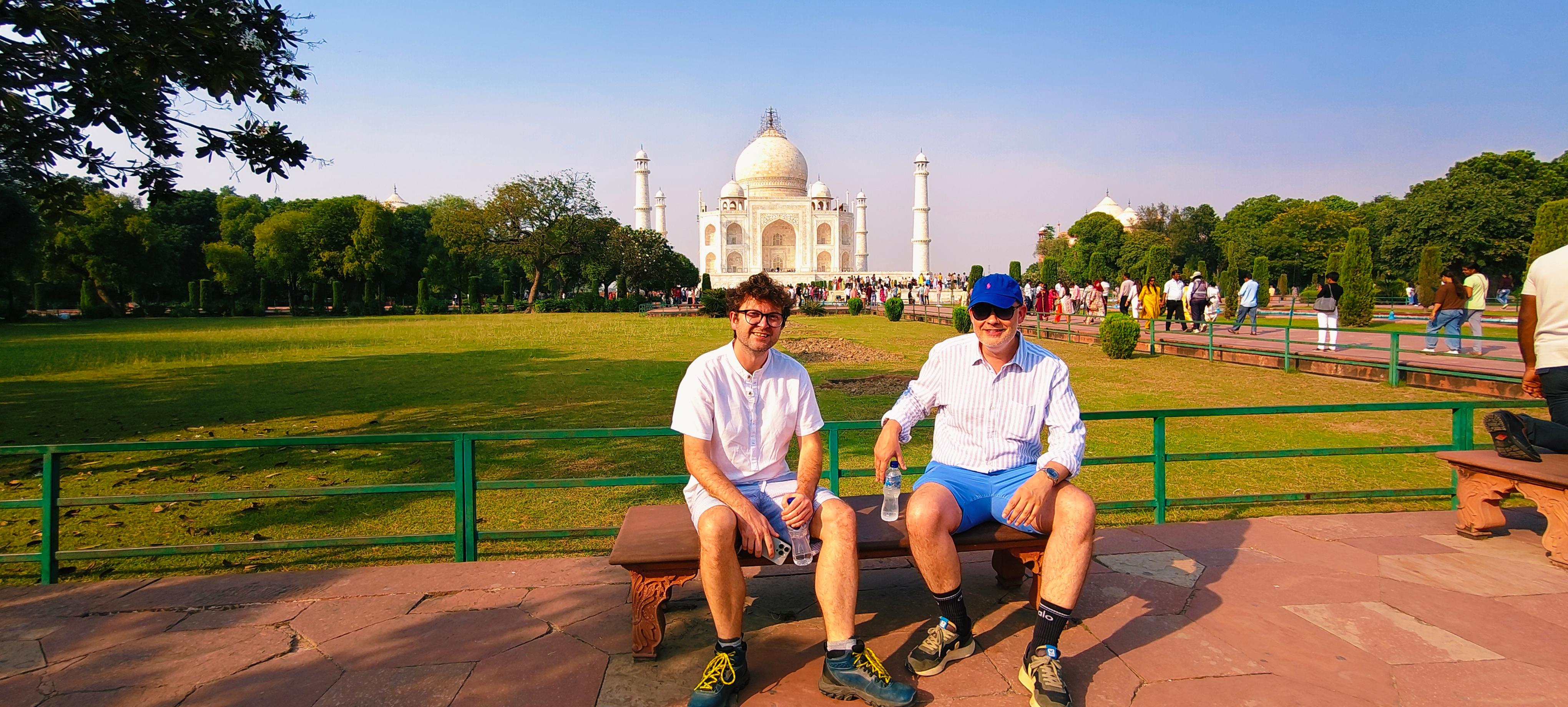 Taj Mahal: Guided Tour with Skip The Line Entry Tickets (3-Hour) 2