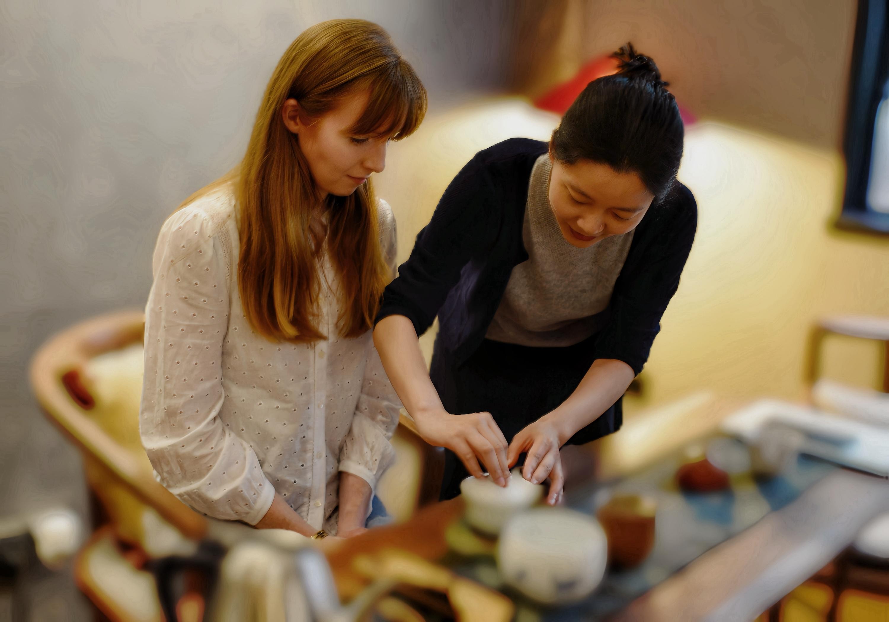 Tea with a BBC-Featured Chinese Tea Mentor (Small Group)