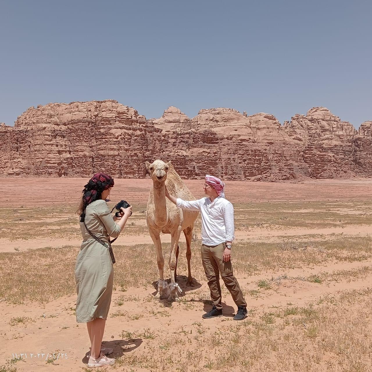 Wadi Rum: camel ride with traditional tea tasting