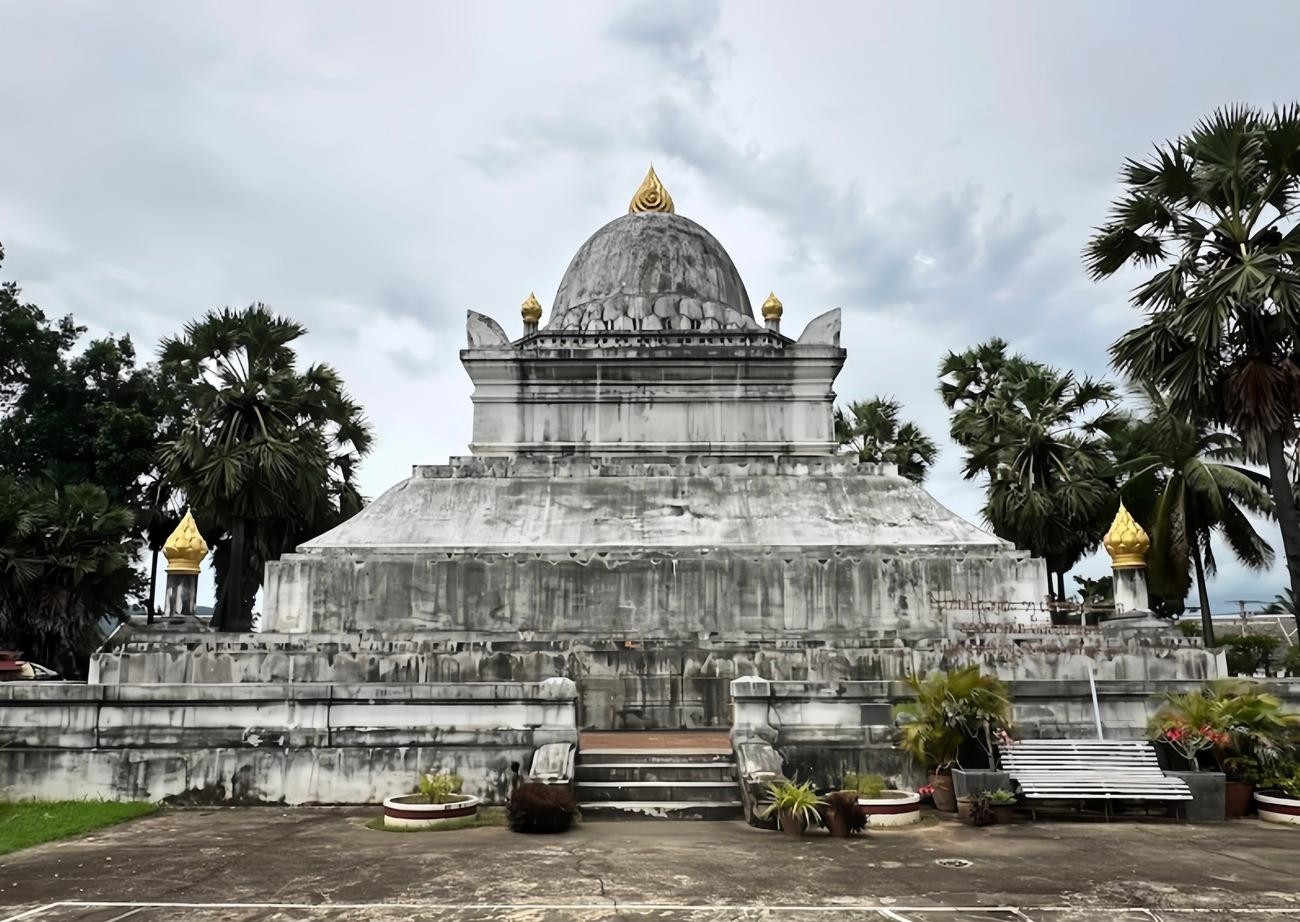 Luang Prabang Mekong Cruise & Pak Ou Caves Cultural Tour 2