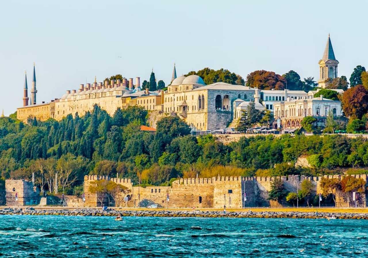 Guided Topkapi Palace Tour with Fast Track Entry 3
