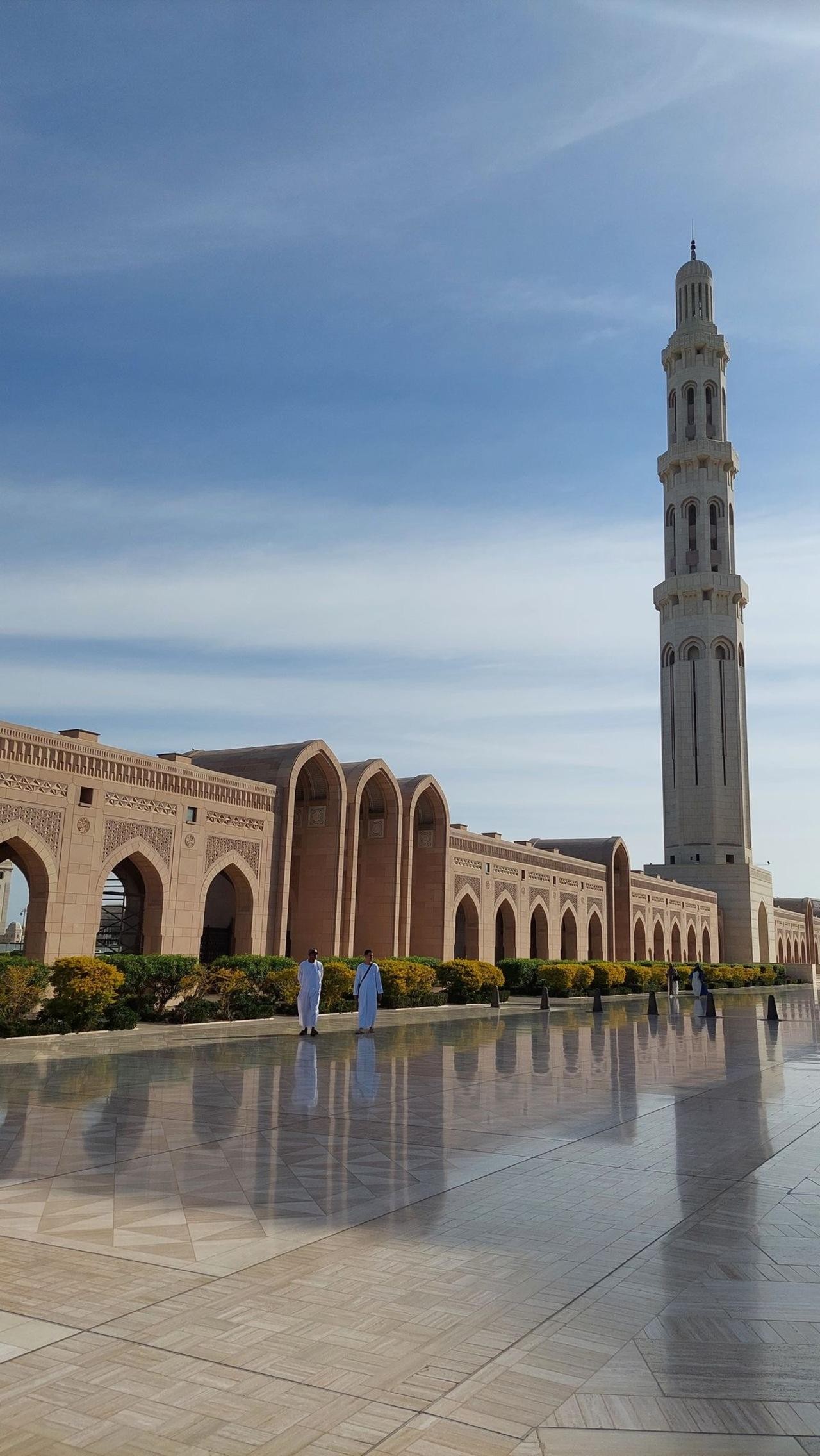 Muscat: City Tour with local guide and Pickup & drop-off