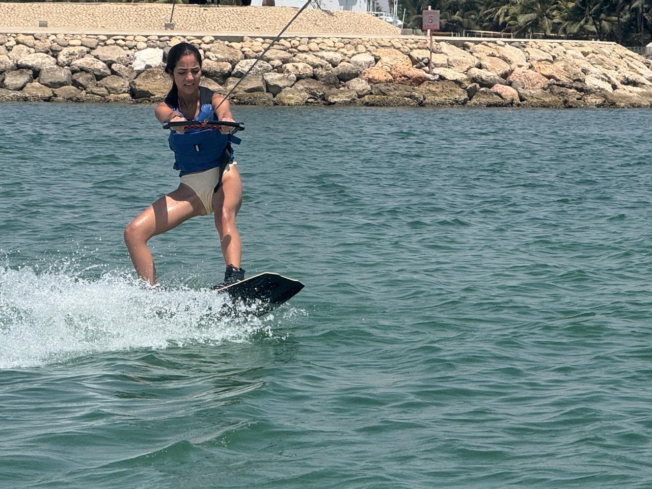 Salalah: Surfboarding Experience