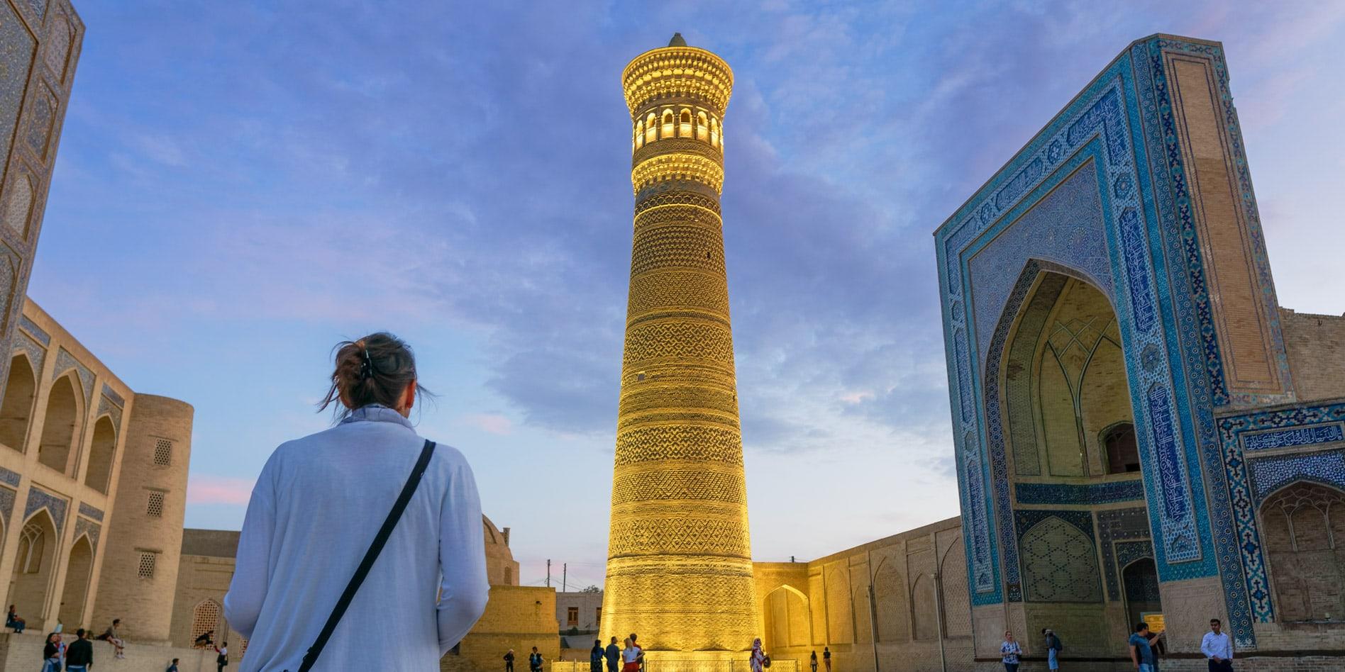 BUKHARA: Old Town Guided Walking Tour with 16 Stops