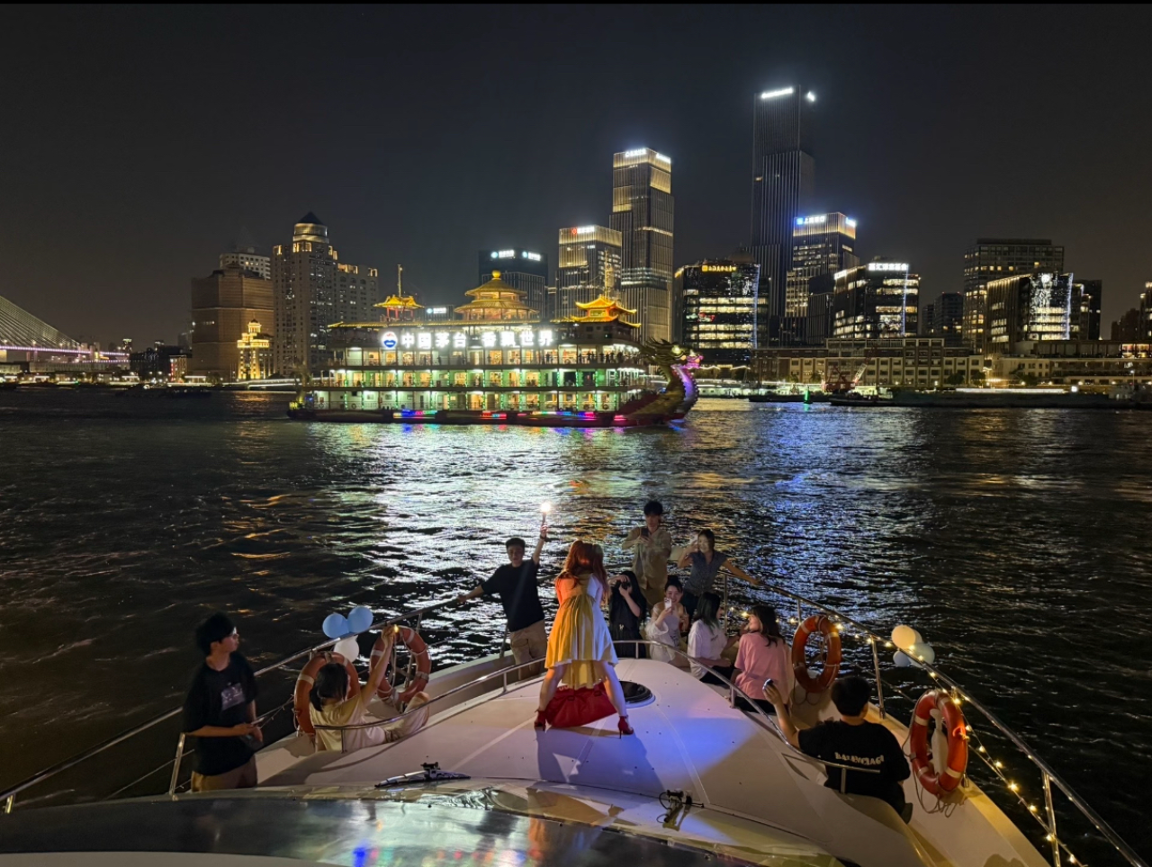 Shanghai Luxury Yacht Party with Karaoke 2