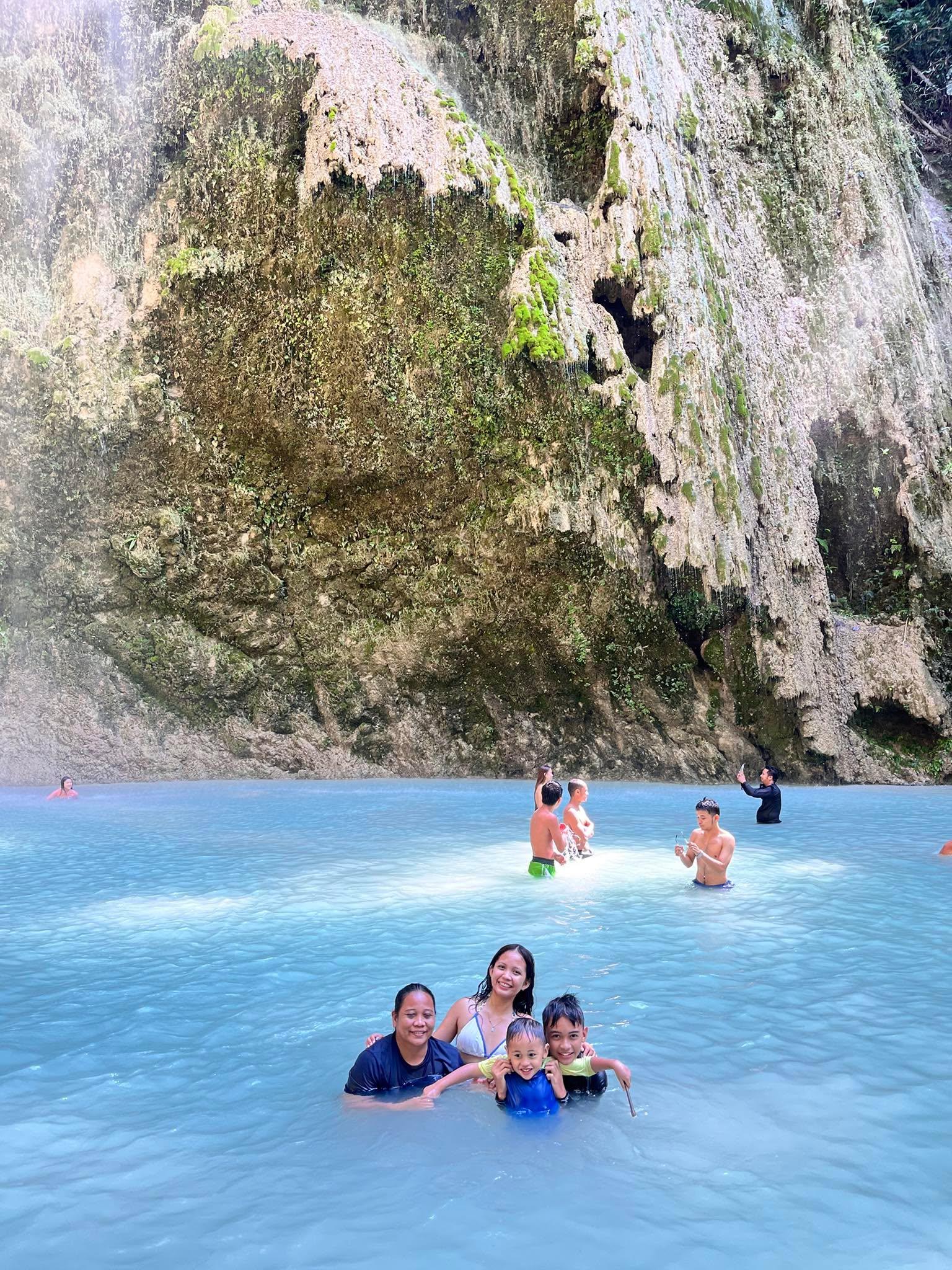 Cebu: Oslob Whale Shark Tour, Sumilon Island & Tumalog Falls 2