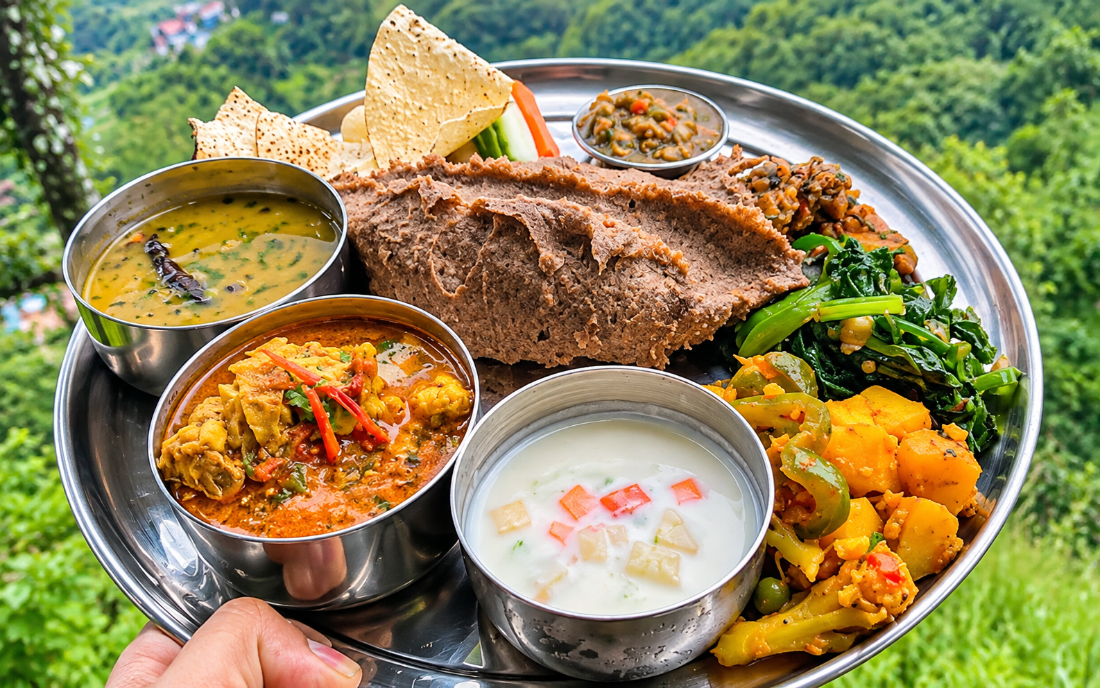 Thamel: Rickshaw Tour with Cultural Dinner or Wine Tasting 3