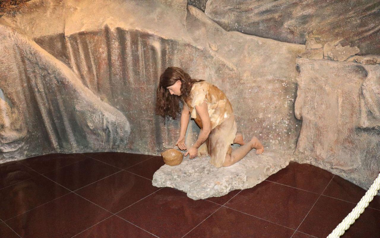 Baku: Gobustan & Absheron Trip 3
