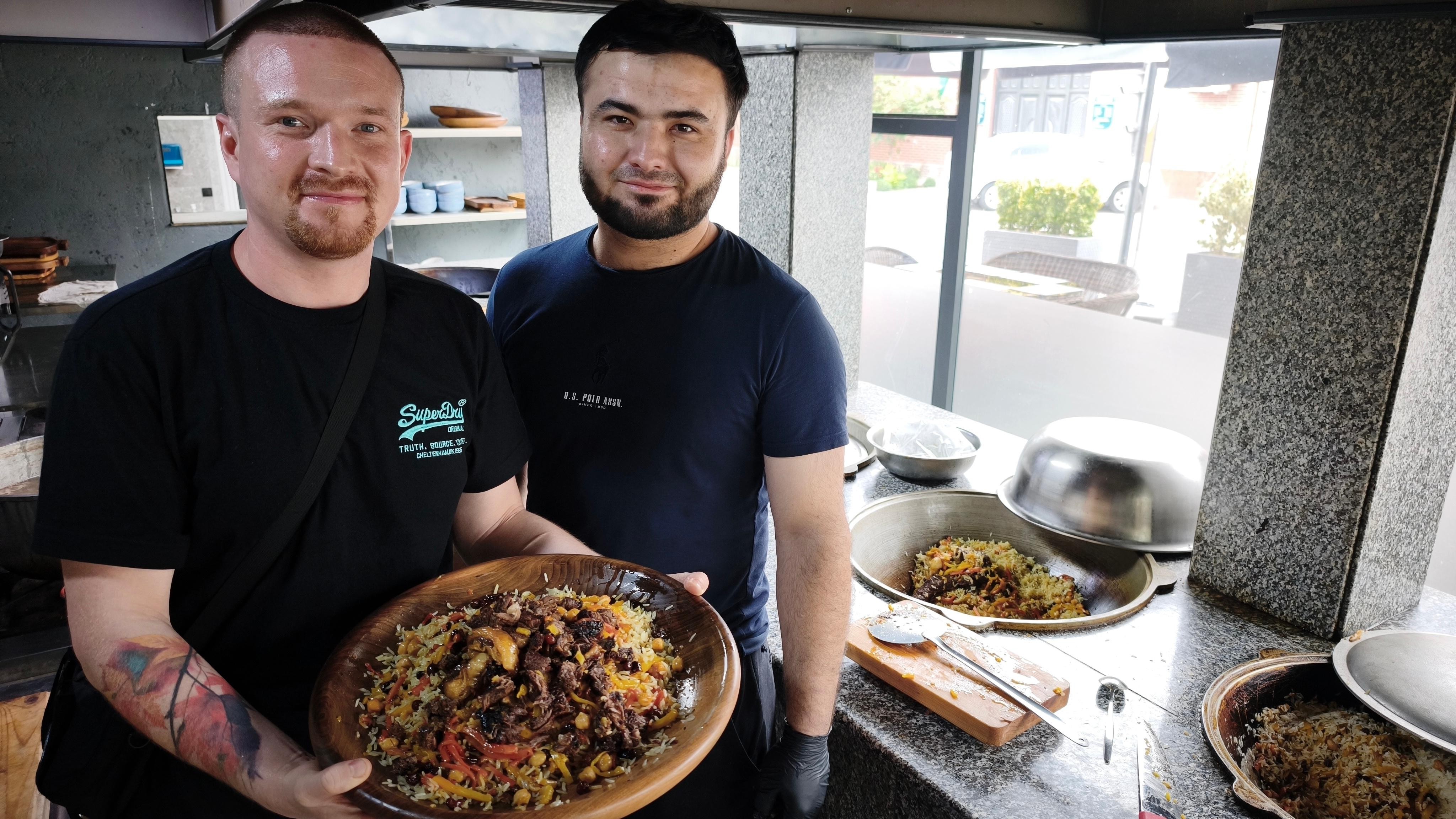 Uzbek Plov Cooking Experience with Chef & Photos