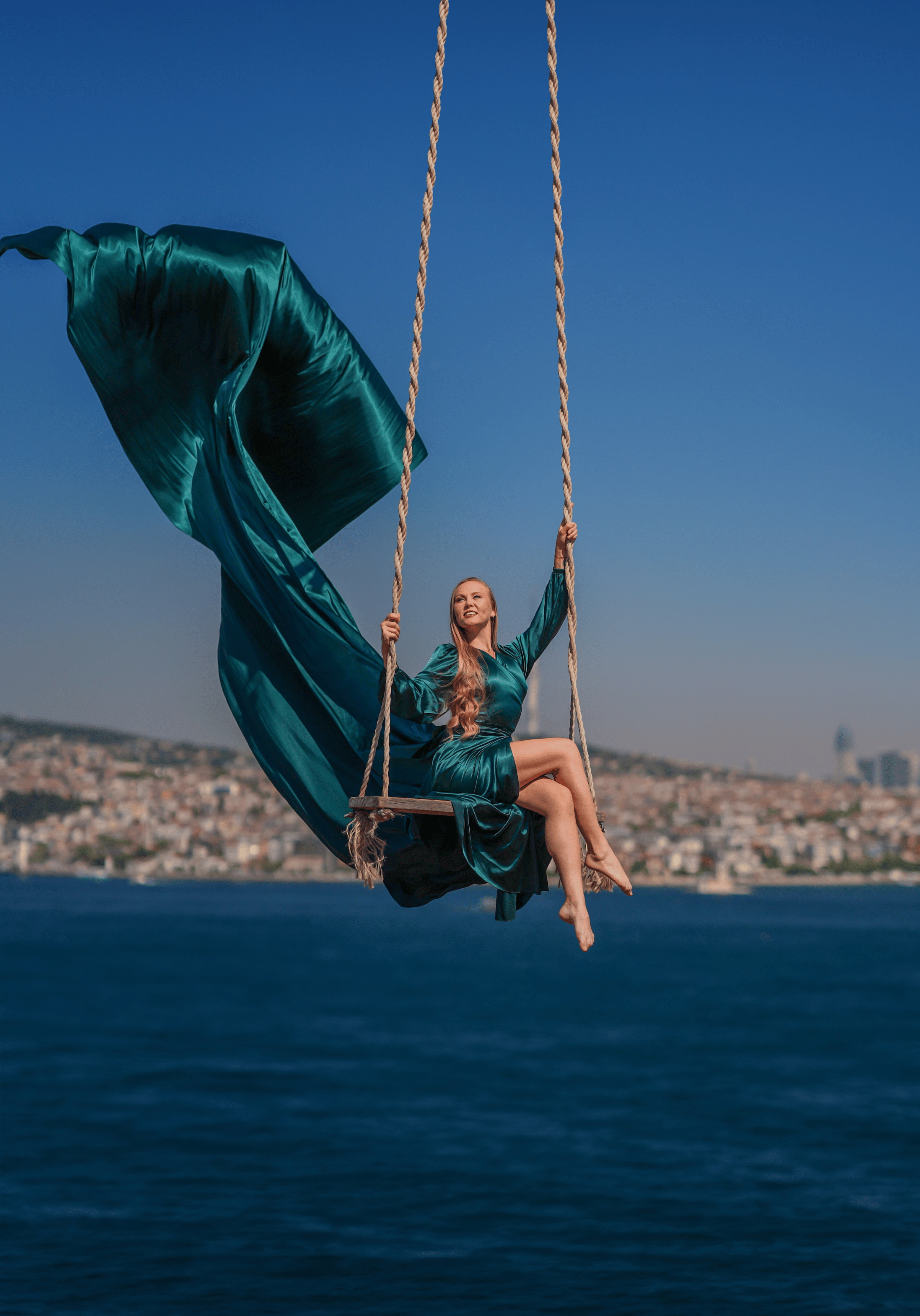 Istanbul: Swing Photoshoot with Flowing Dress & Drink