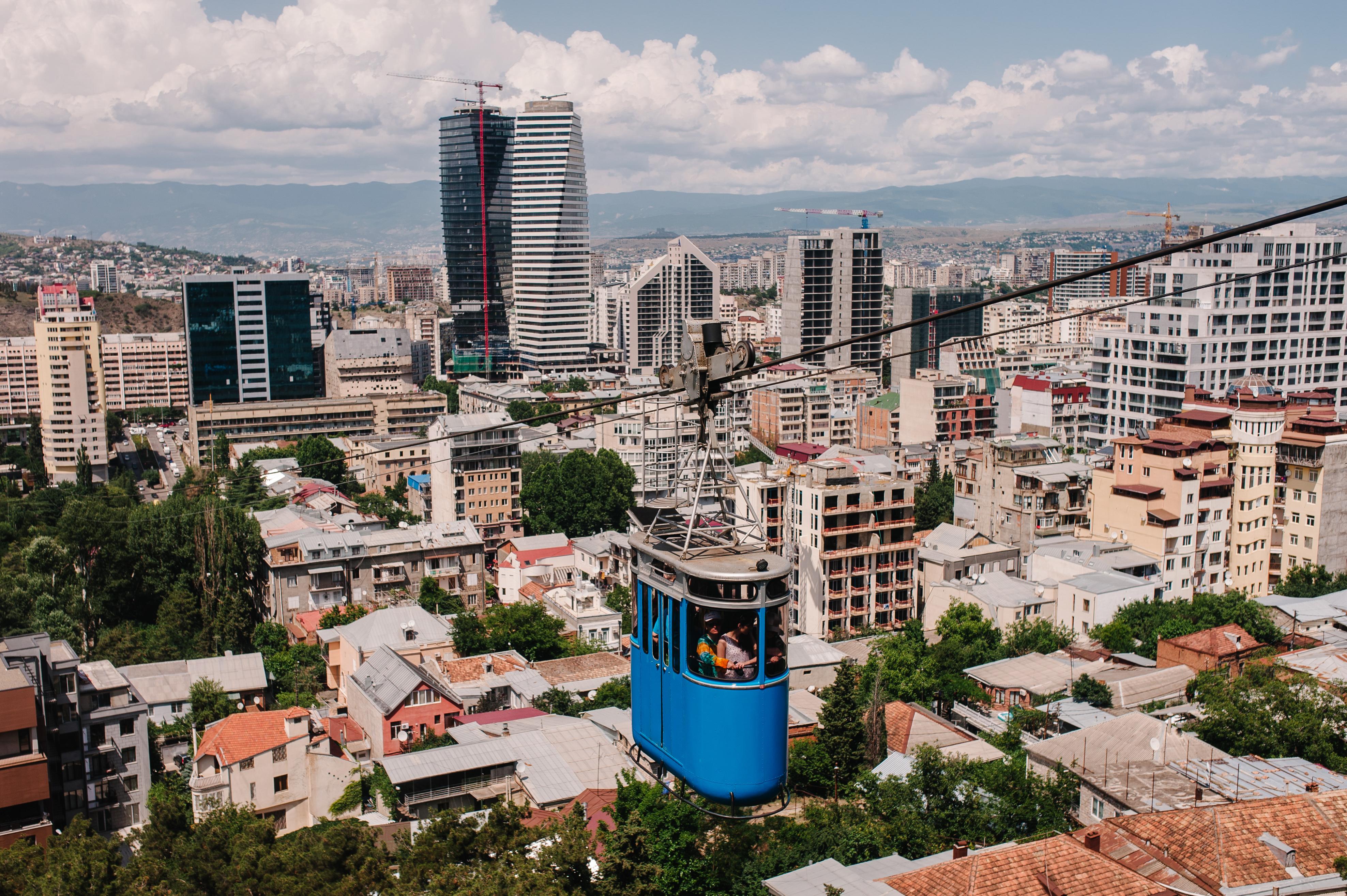 Tbilisi: Alternative (All Inclusive) City Tour, Lunch & Wine 2