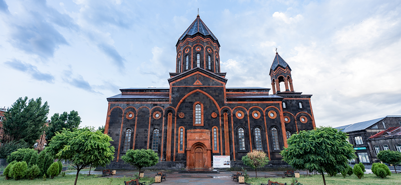 From Yerevan to Gyumri: City tour, Monasteries and Culture 2
