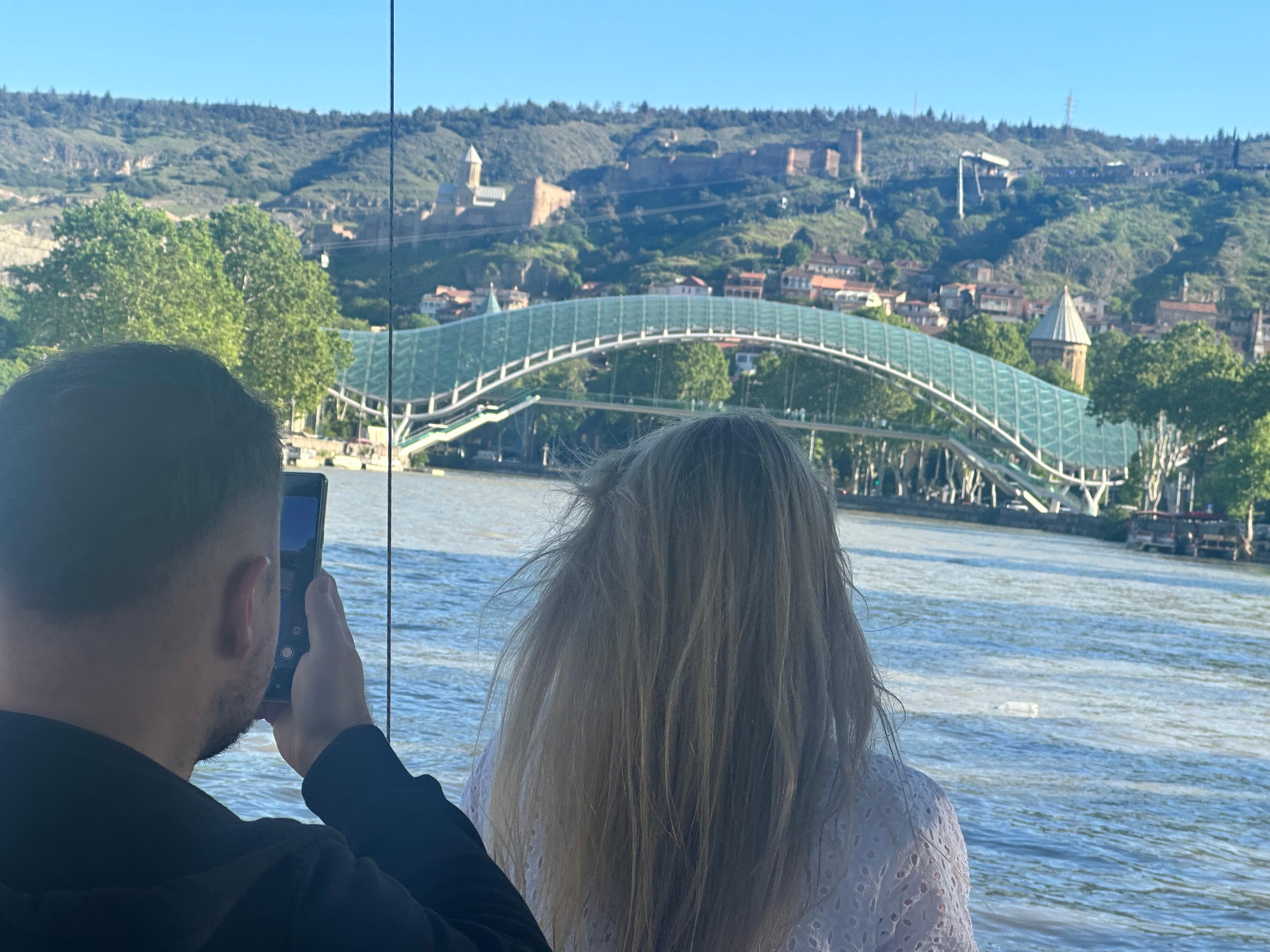TBILISI: Private, exclusive Boat Ride & with Welcome Drink 2