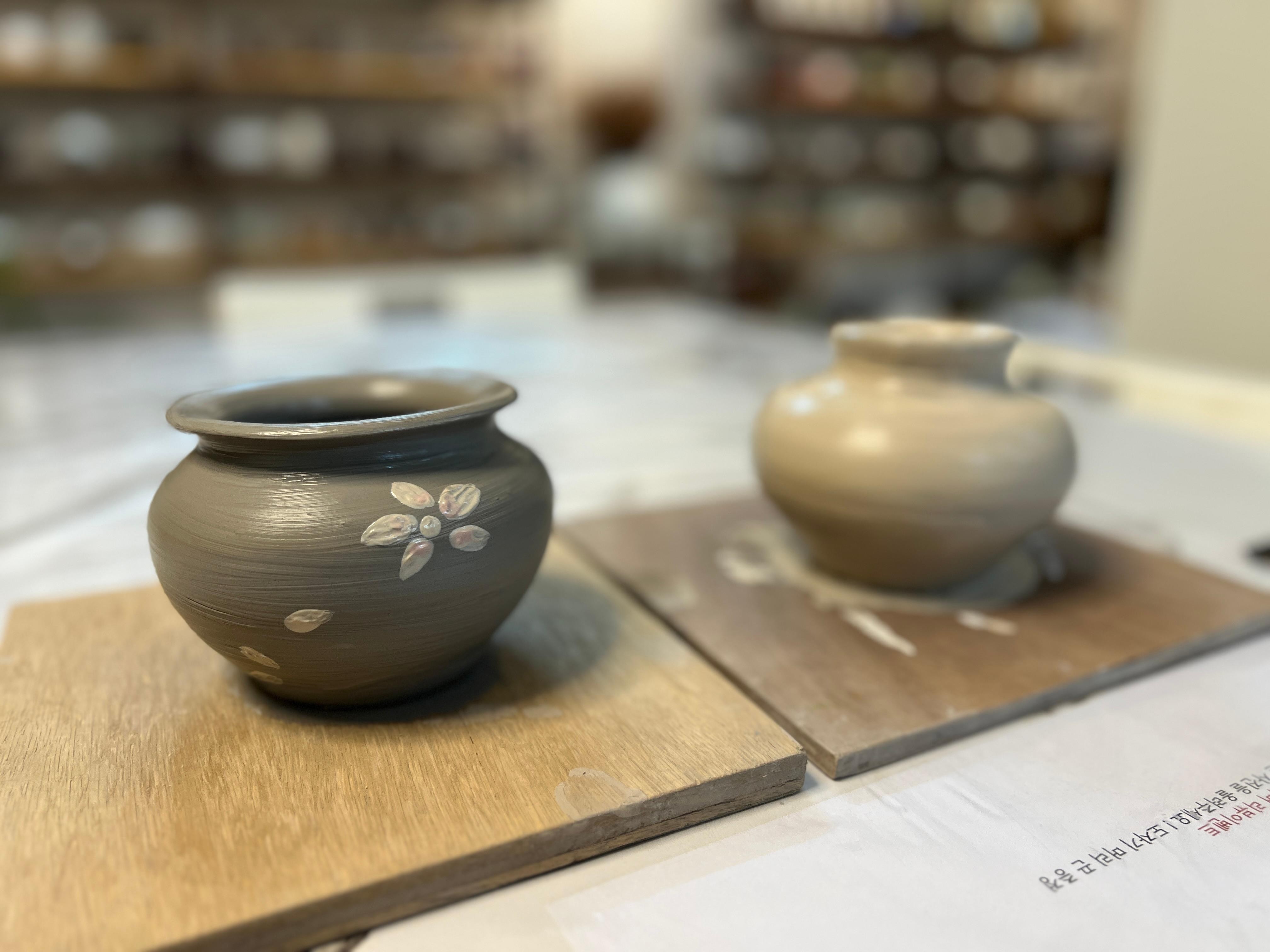 Seoul: Traditional Korean Pottery Moon Jar Making Class 2