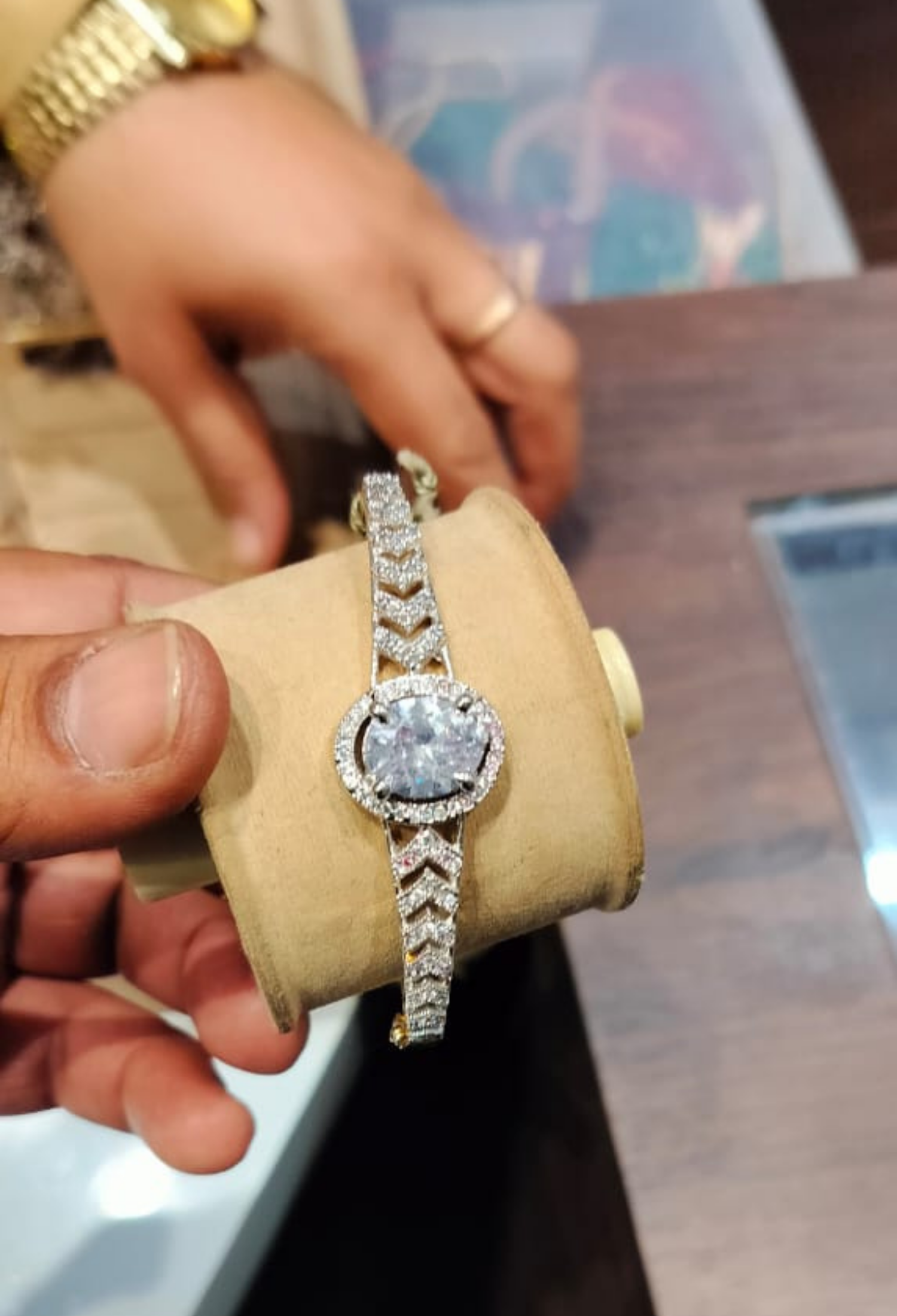 Experience Jaipur: Jewelry Making & Stone Cutting with Lunch