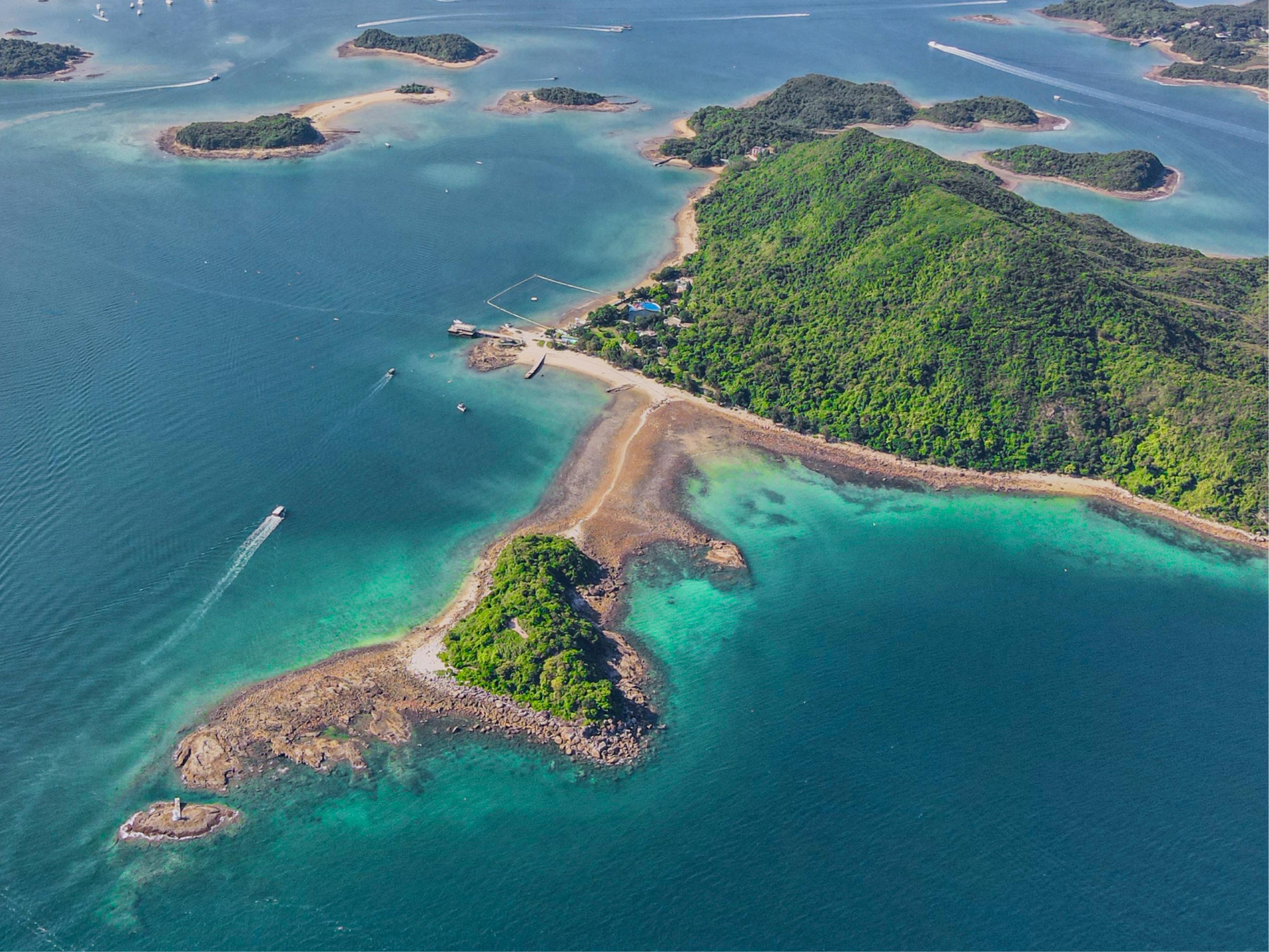 Hong Kong: Sai Kung Coral Area Snorkeling Tour 2
