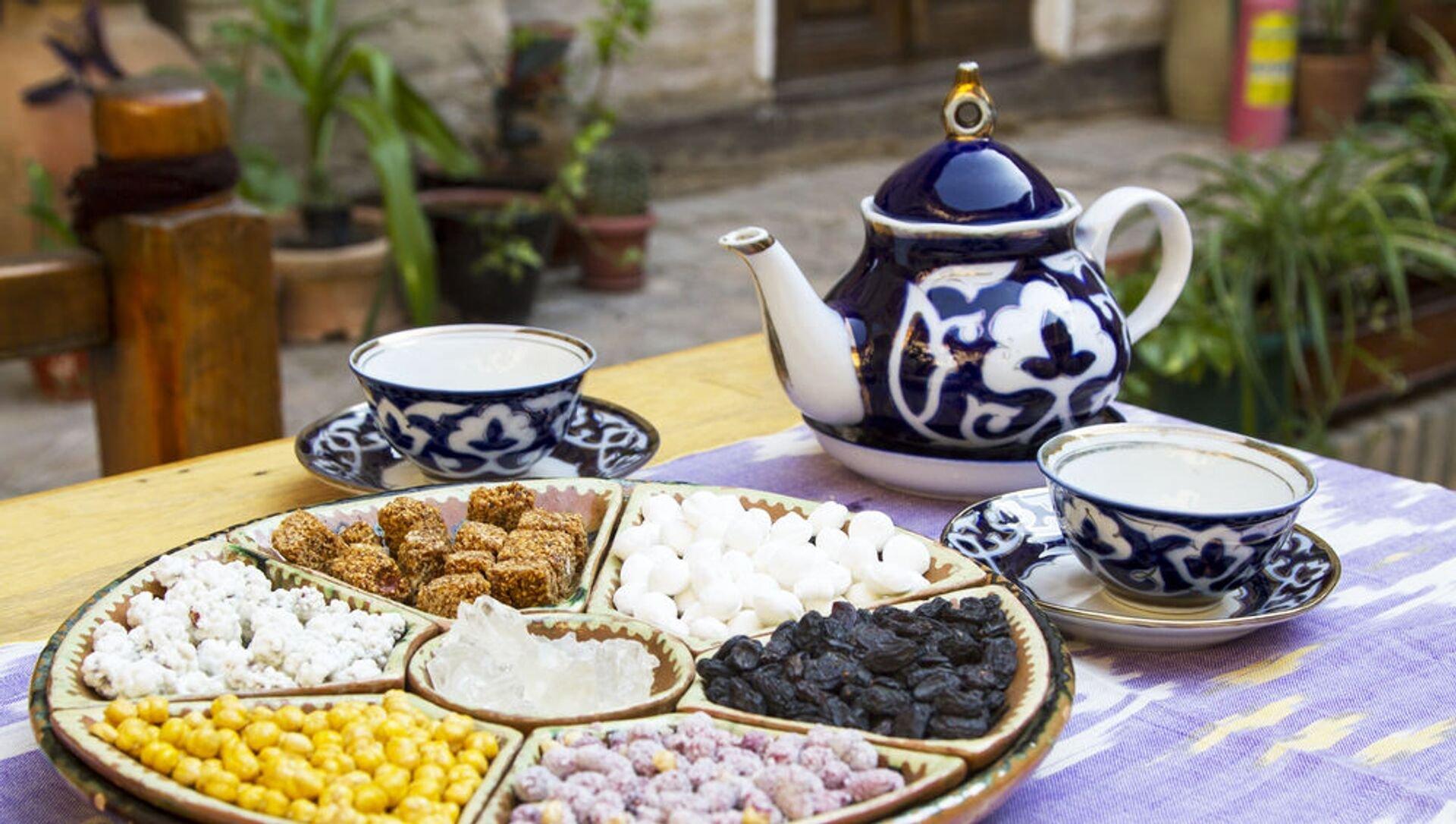 Samarkand: Early Registan Tour with Breakfast 3