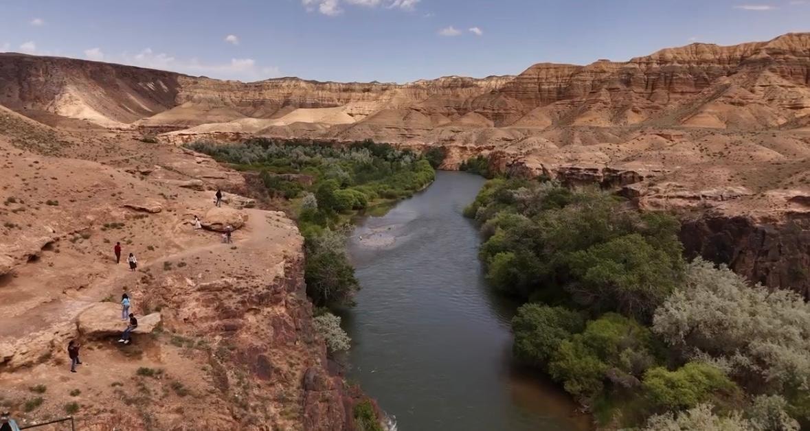 From Almaty: Kolsay Lakes, Kaindy Lake & Charyn Canyon Tour 2