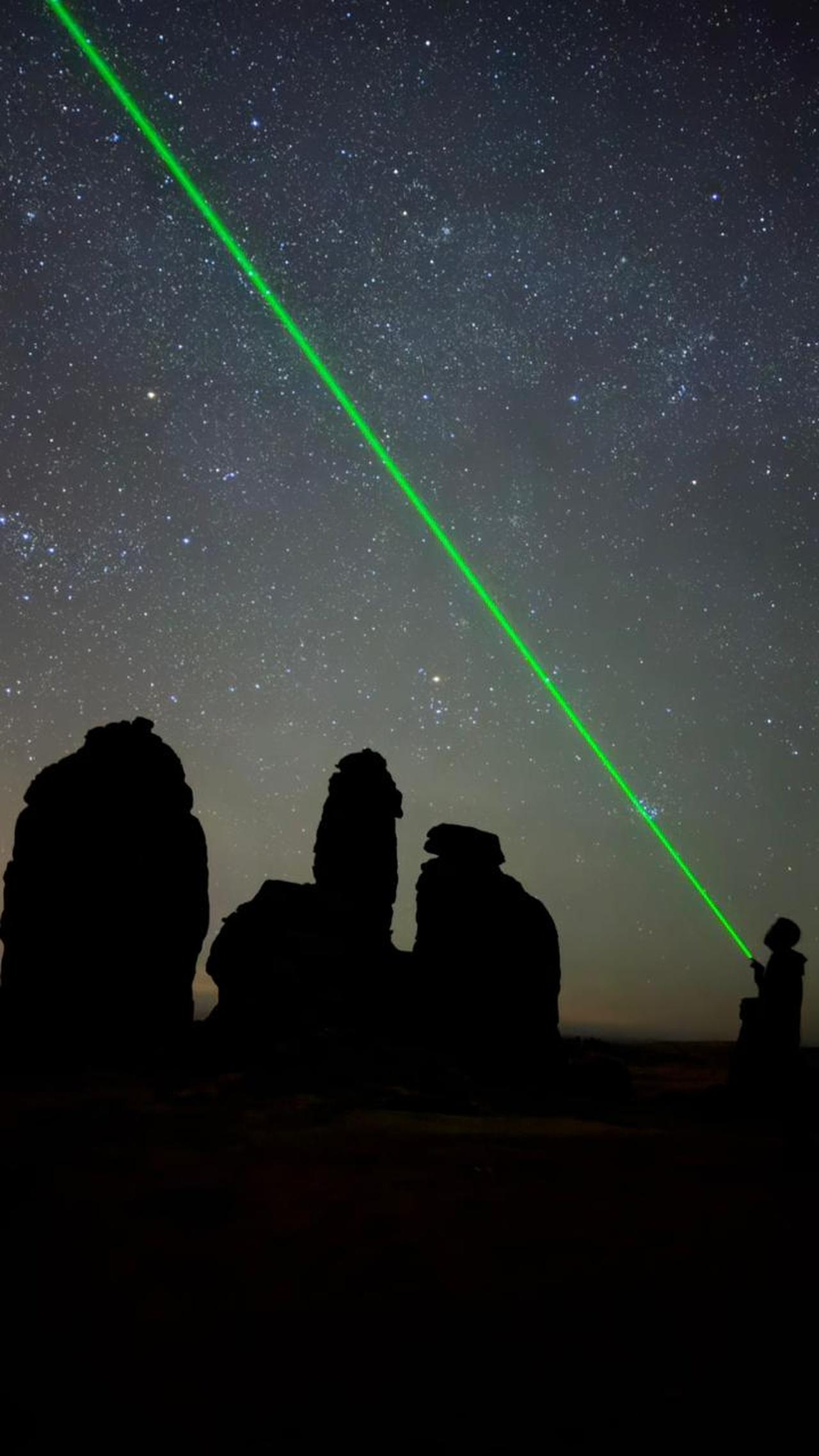From Riyadh : Night Stargazing with dinner at Camp