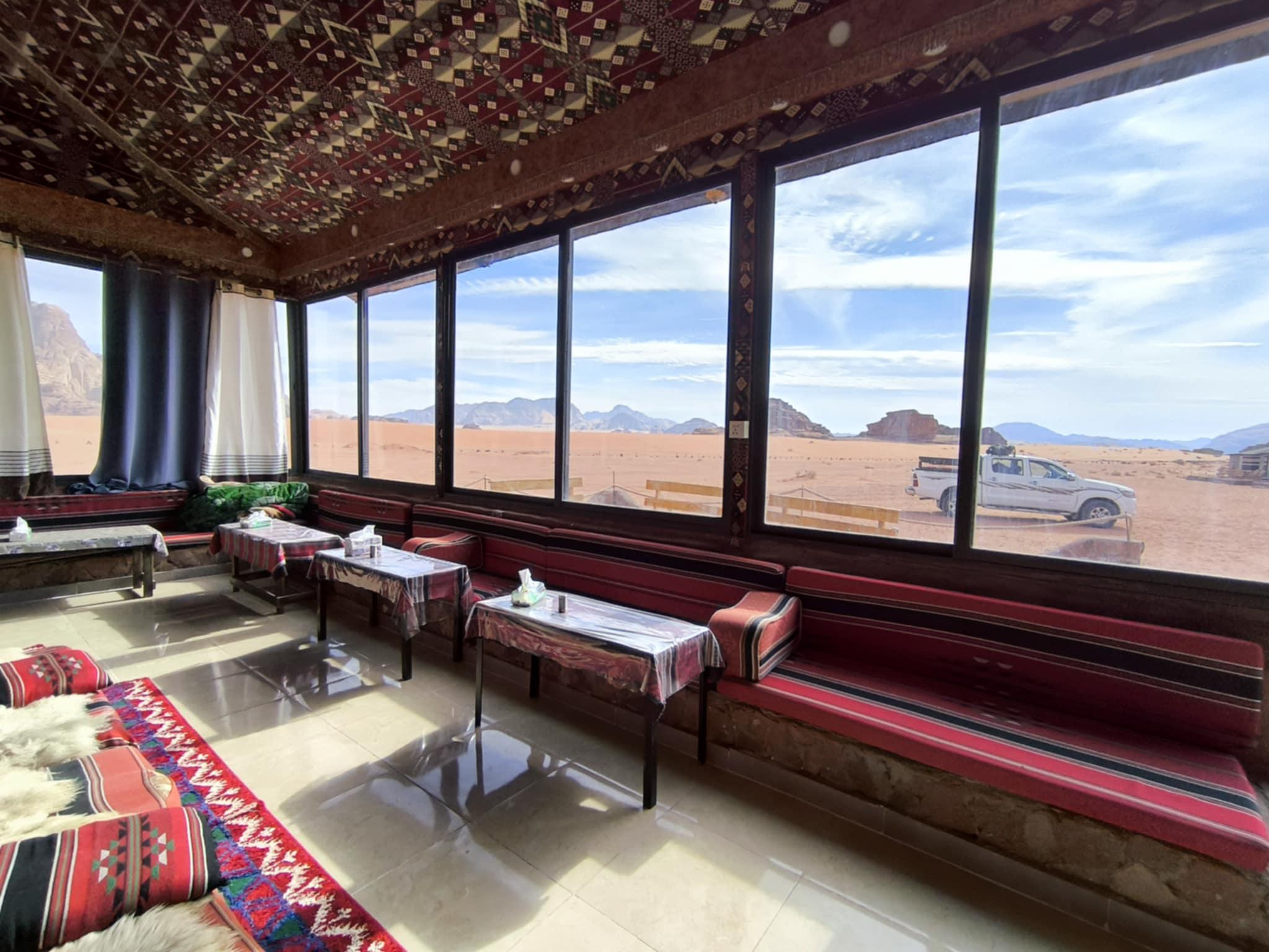 Wadi Rum: 1-Night Jeep Tour with Dinner and Breakfast 3