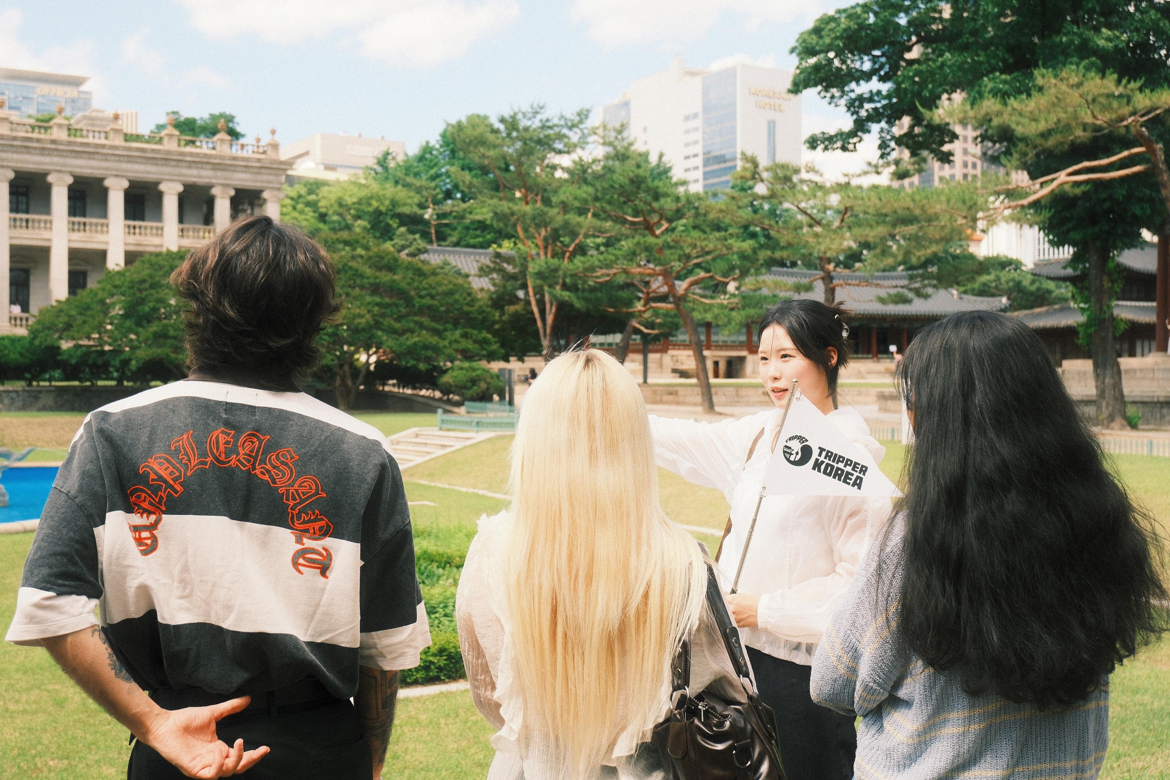 Seoul Dark History Tour: Deoksugung Palace &Seodaemun Prison 2