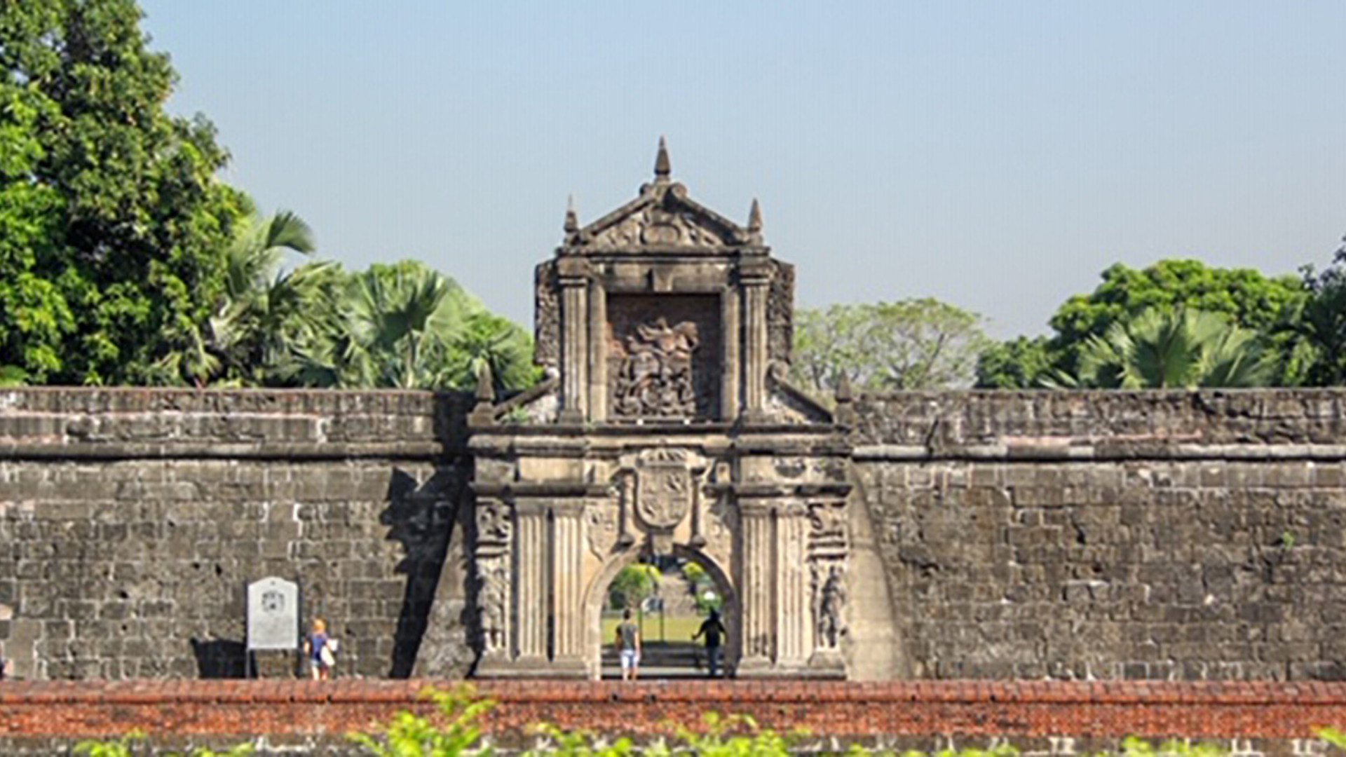 Manila: Guided Fort Santiago Tour 2