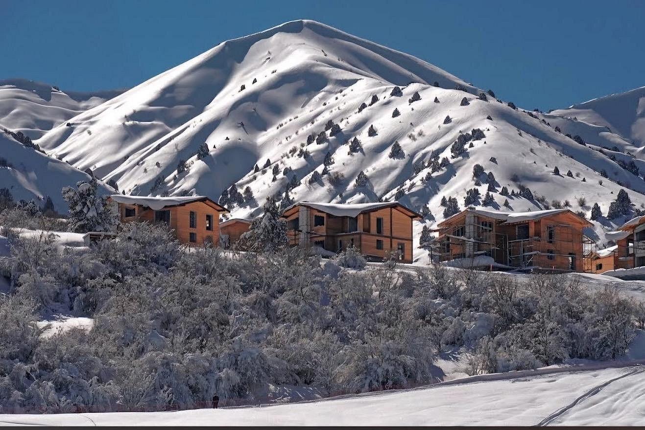 Tashkent : Chimgan Mountains, Charvak, Amirsoy Resort Tour 2