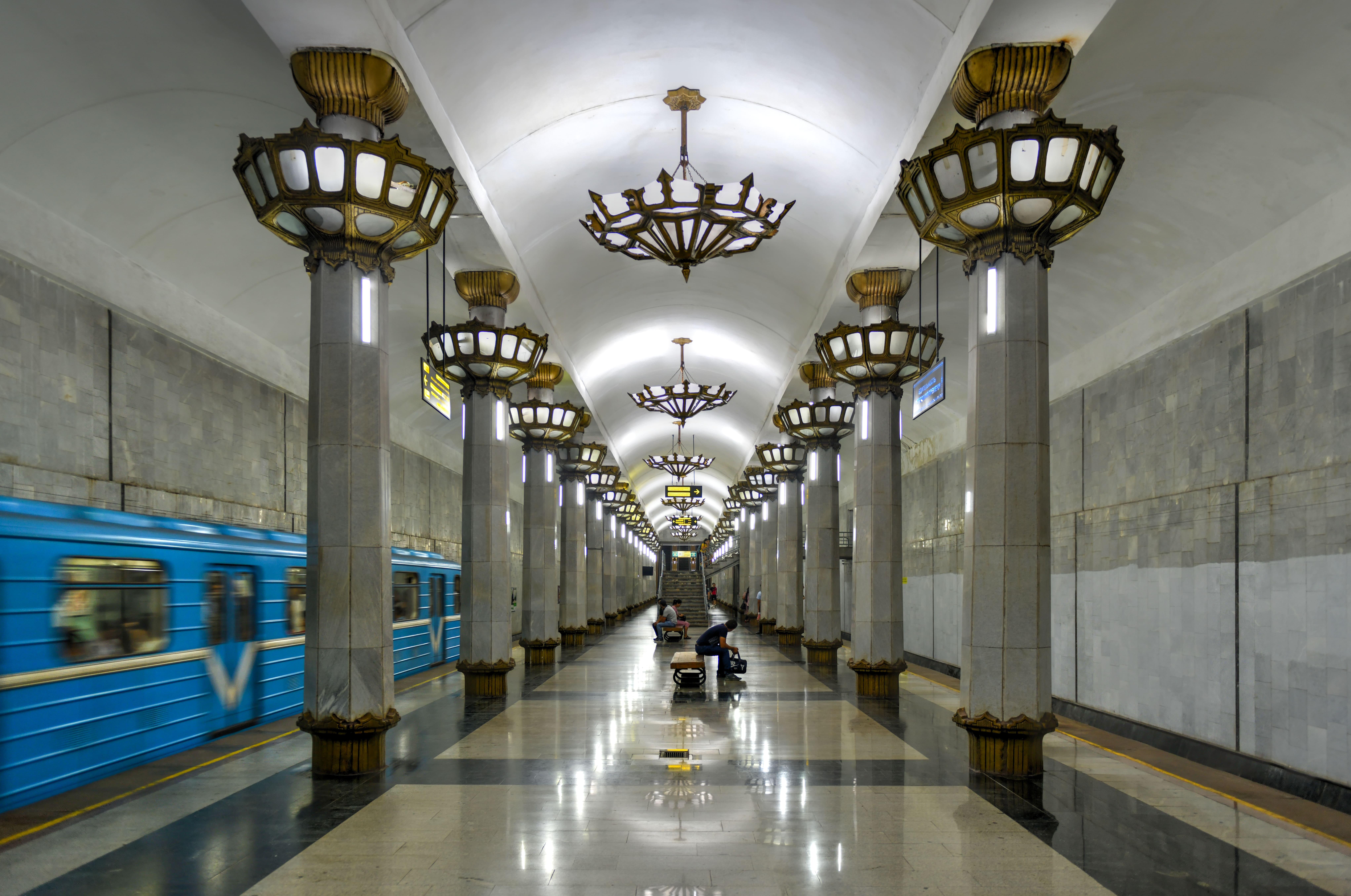 Tashkent: Tour of 8 Tashkent Metro Stations & Chorsu Bazaar 2