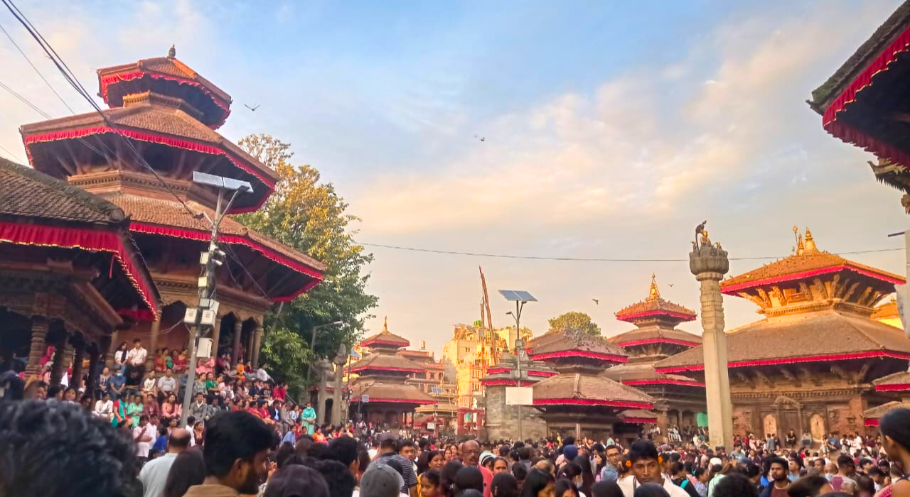 Kathmandu: Walking Tour with Monkey Temple & Durbar Square 2