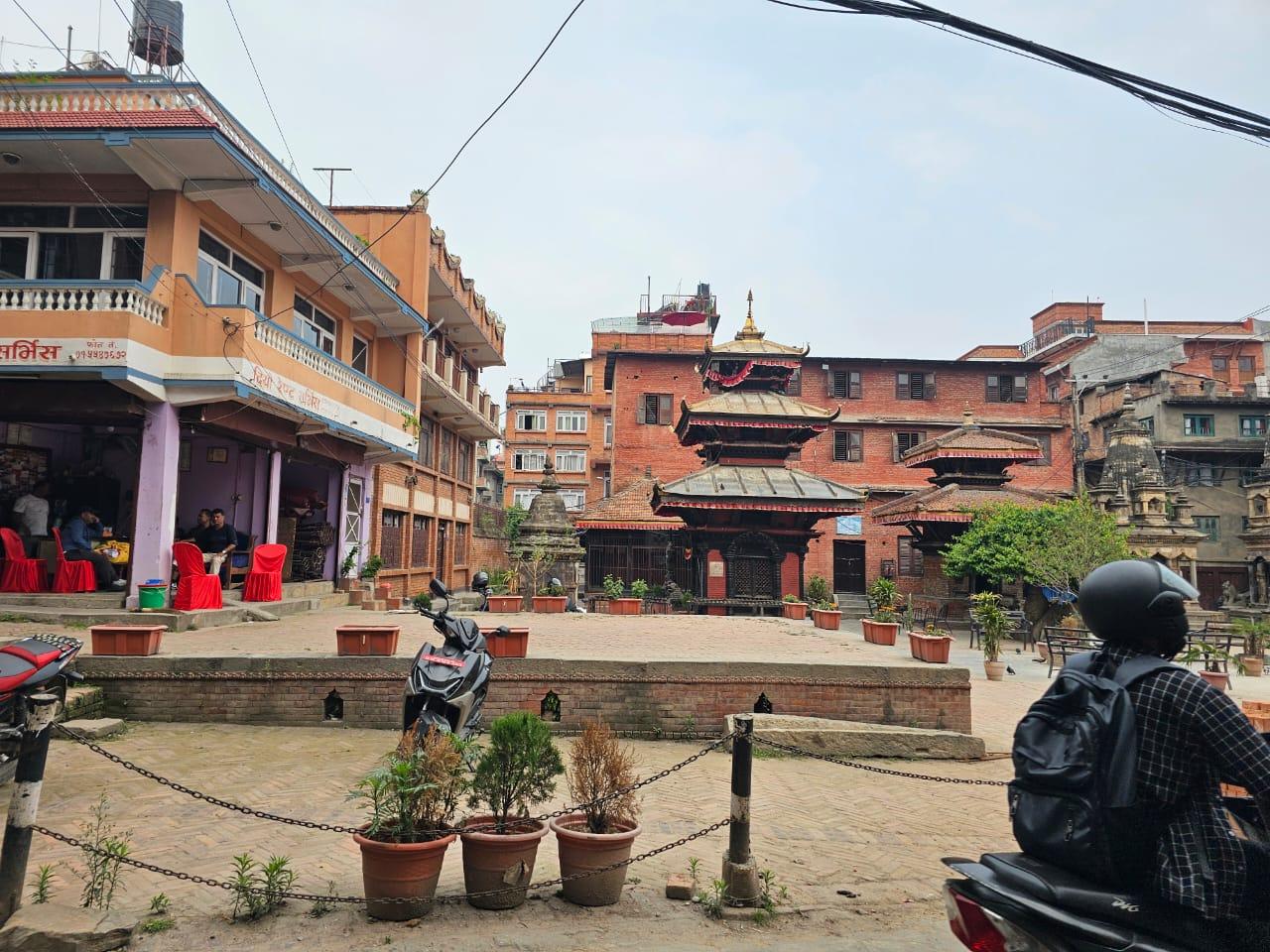 From Kathmandu: 2-Hour Patan Cultural Tour at Sunset