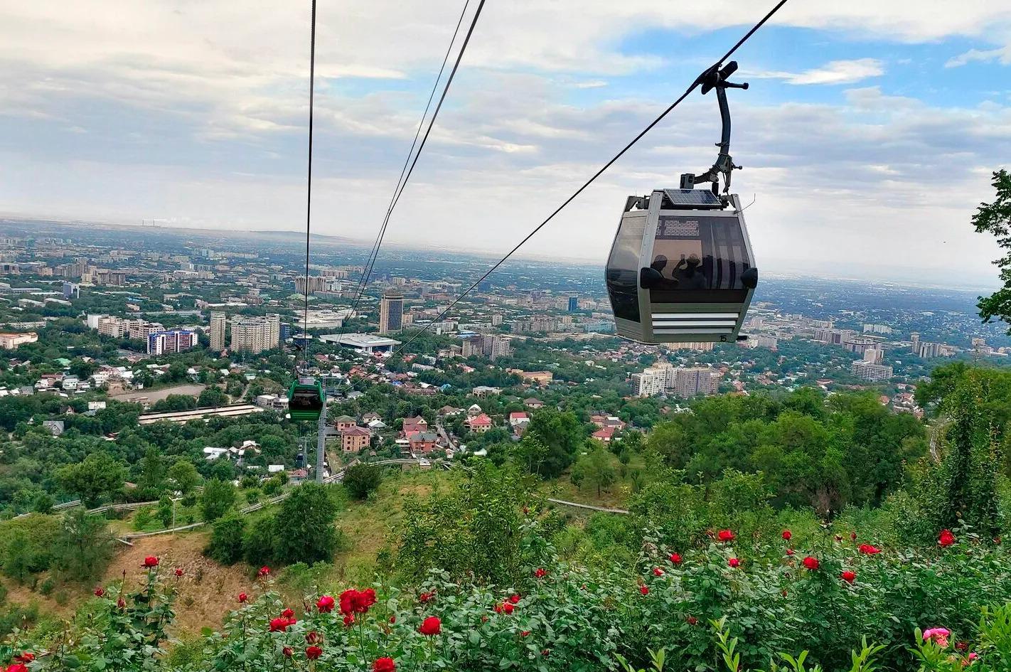 Almaty: City Tour with Funicular Ascent to 3,200 Meters