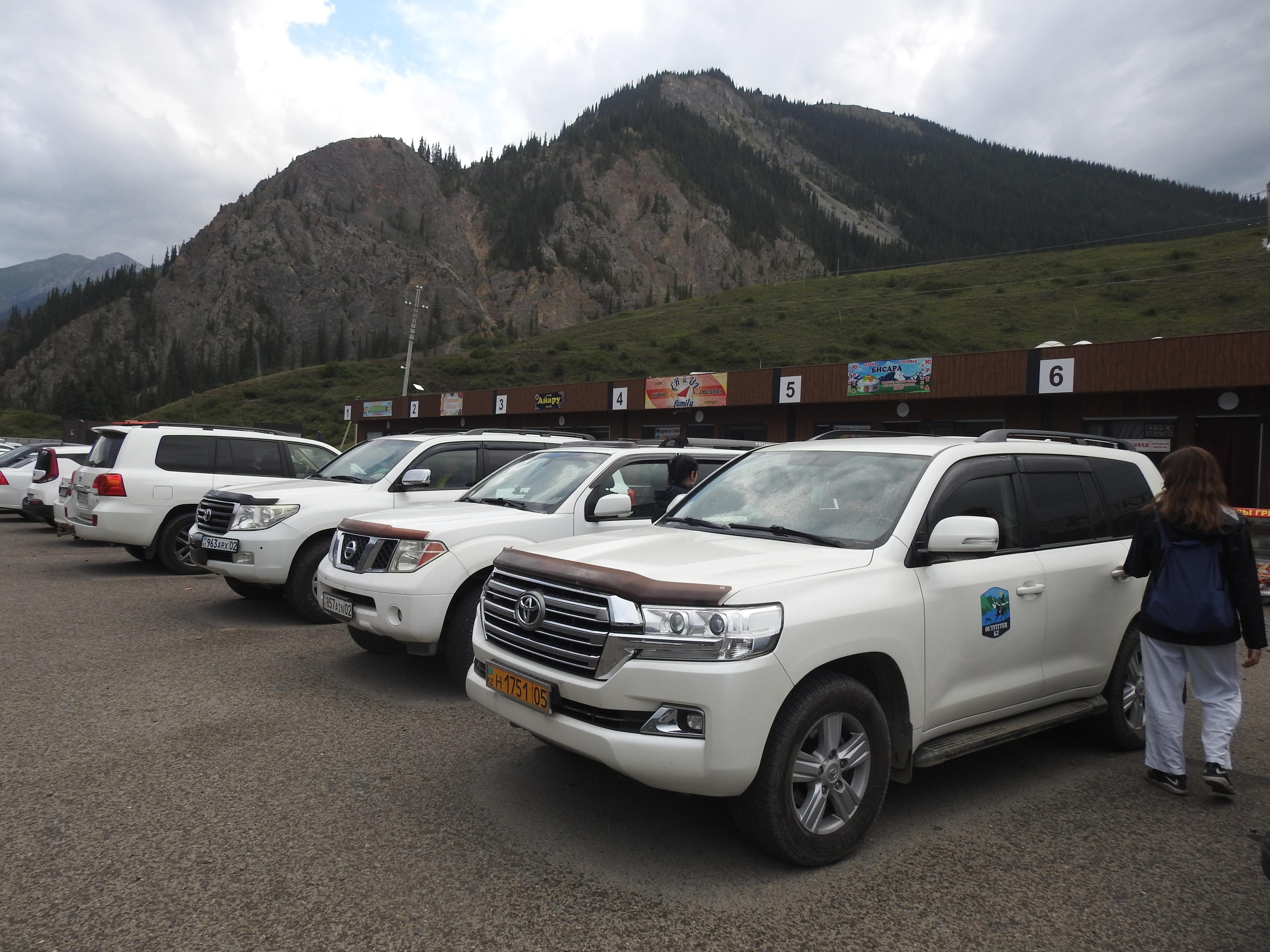 From Almaty: Private SUV Tour to Charyn Canyon Viewpoints 2