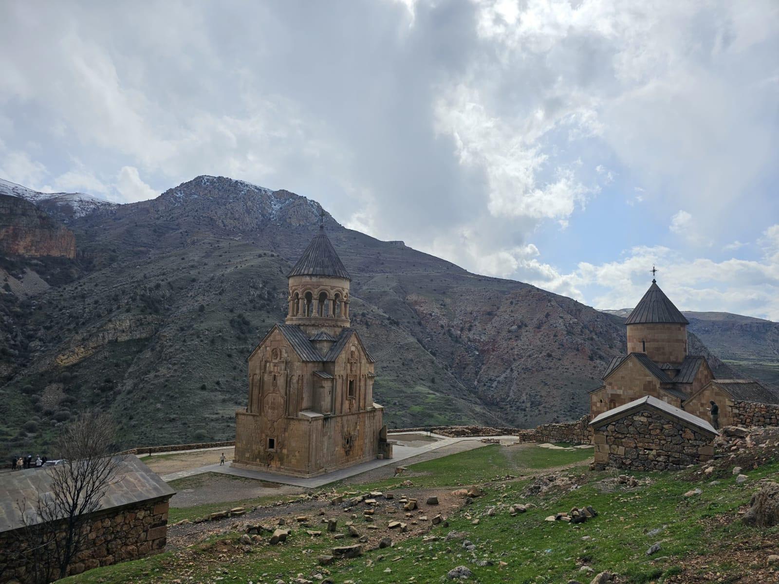 Yerevan: Khor Virap, Areni, & Noravank Private Tour