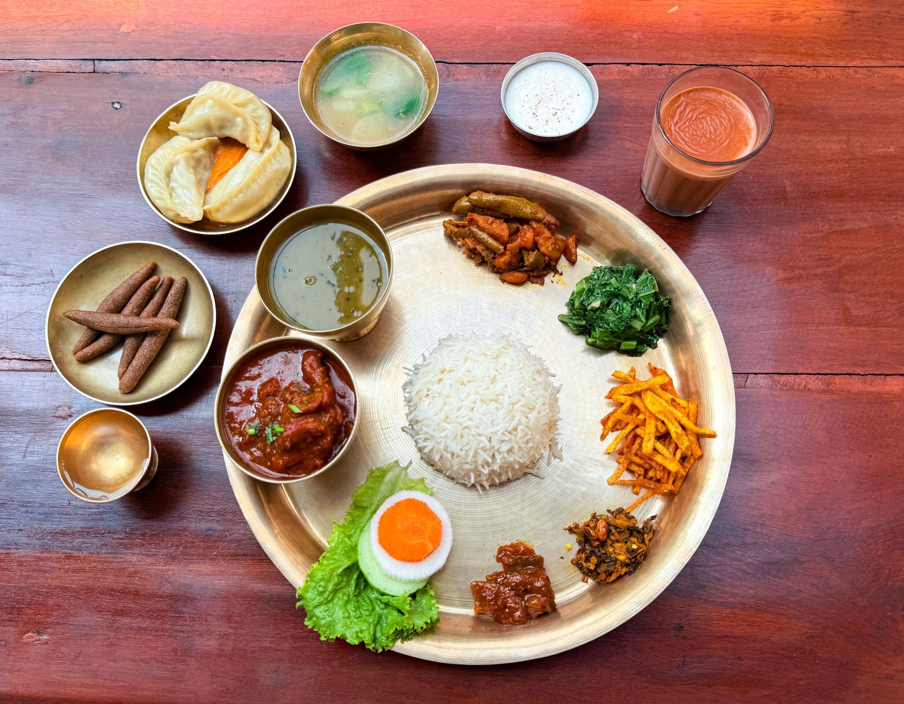 Thamel: Authentic 6-Course Nepali Meal with Live Dance Show