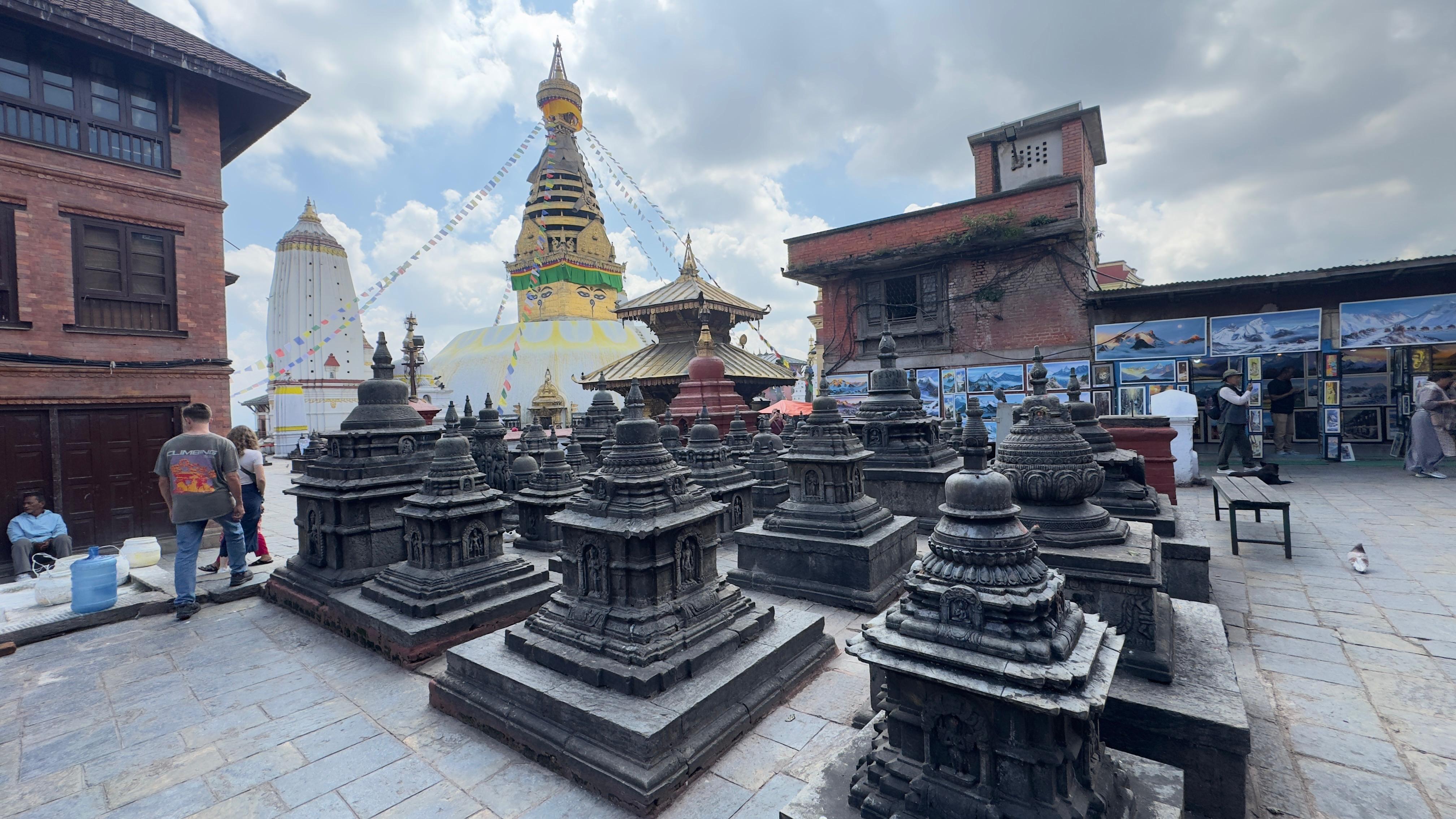 Kathmandu: Swayambhunath, Museum & Durbar Square Tour