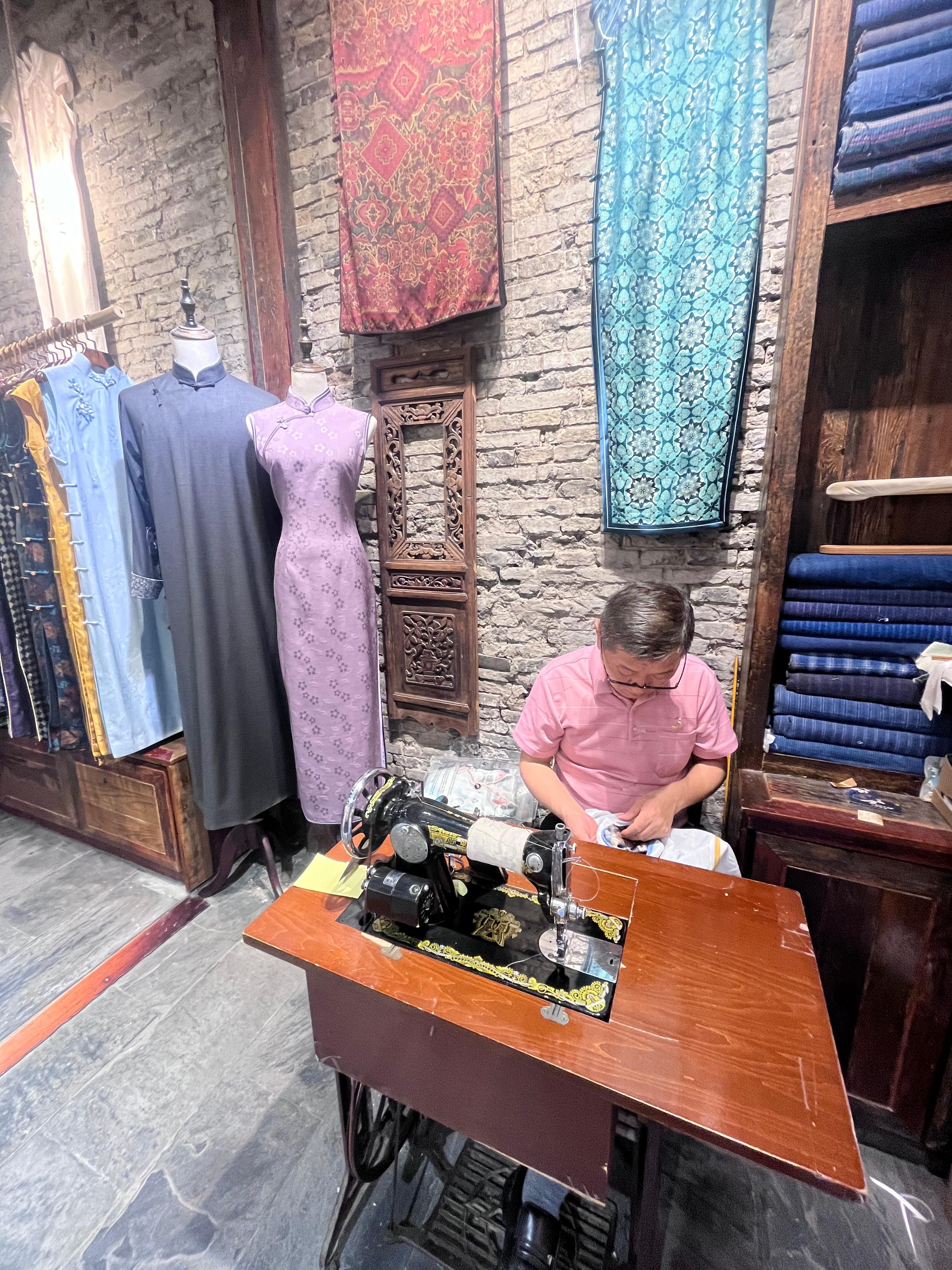 Experience Shanghai Like a Native: A Day in Local Life 2