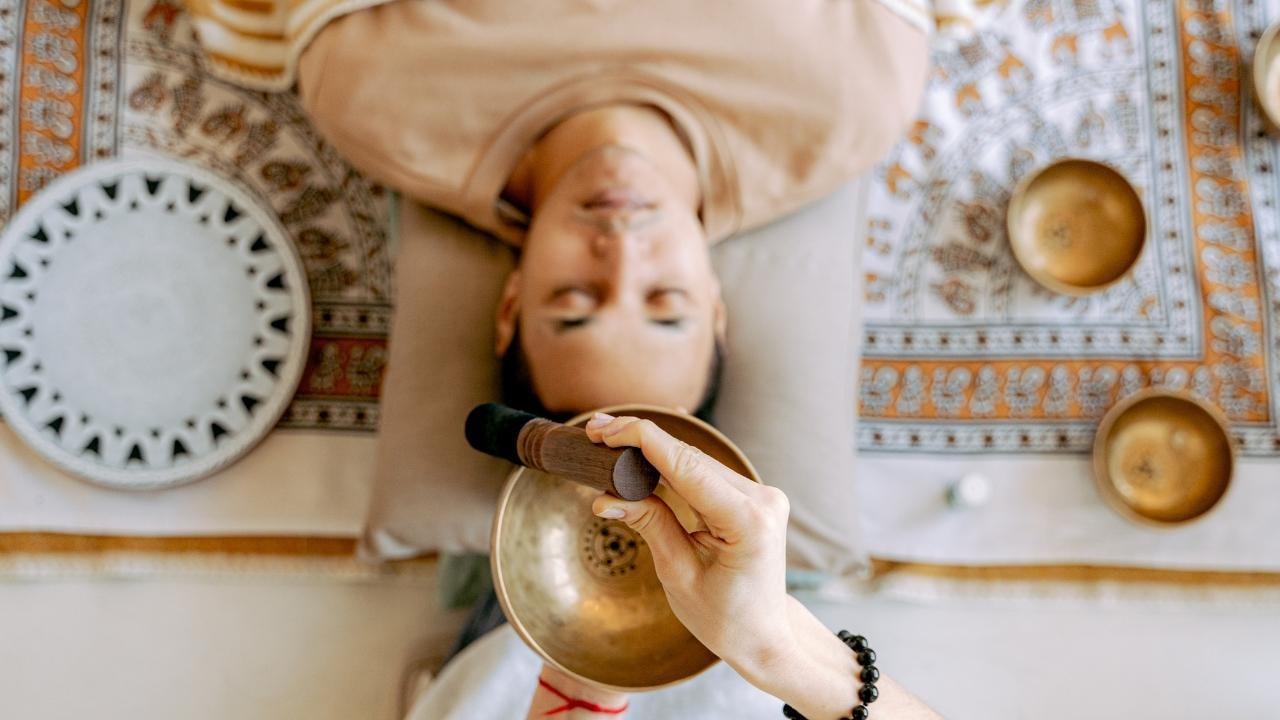 Kathmandu: Singing Bowls, Sound Healing & Mindful Meditation 2