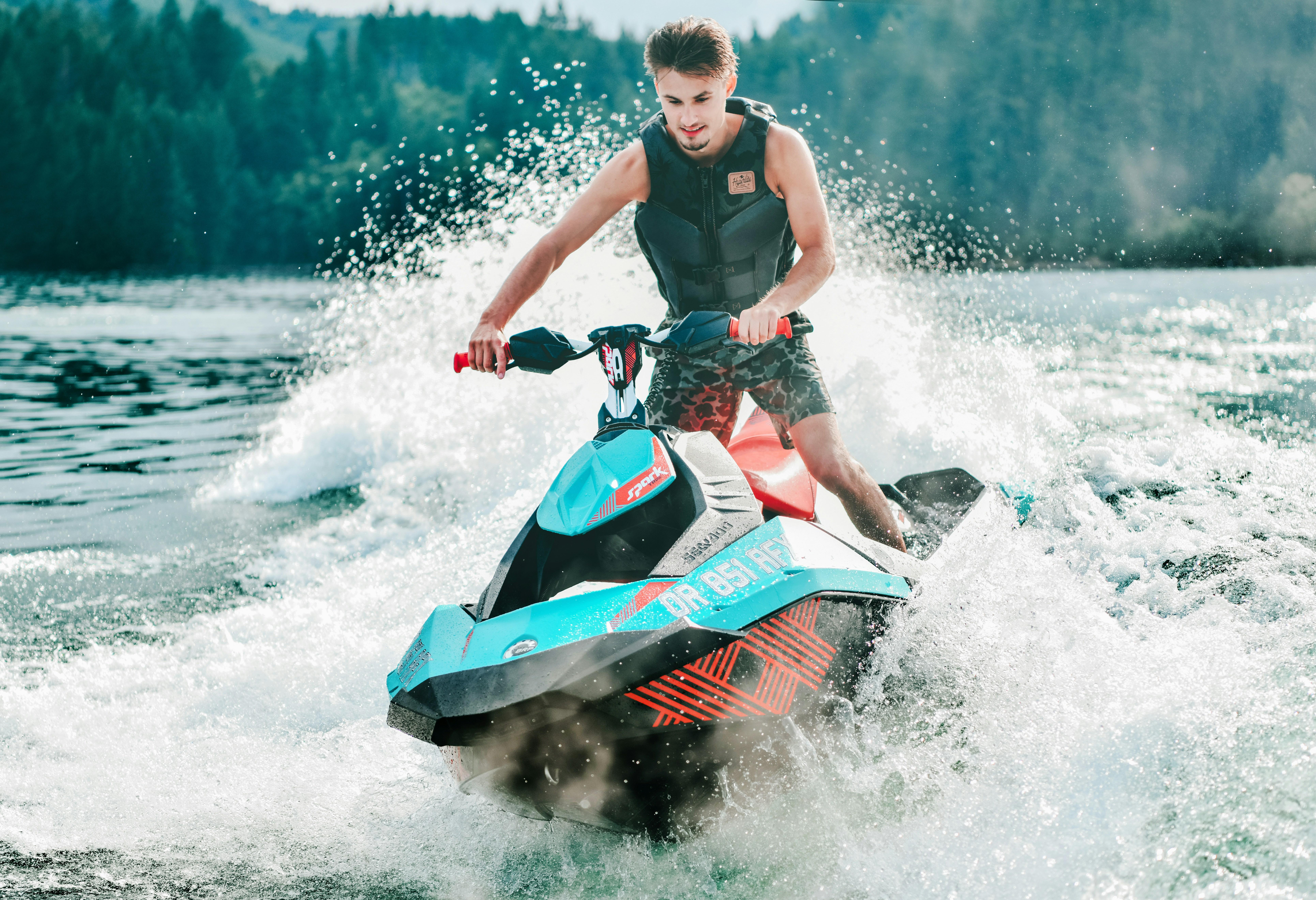 Batumi: Jet Ski, Boat Ride, and Parasailing Experience