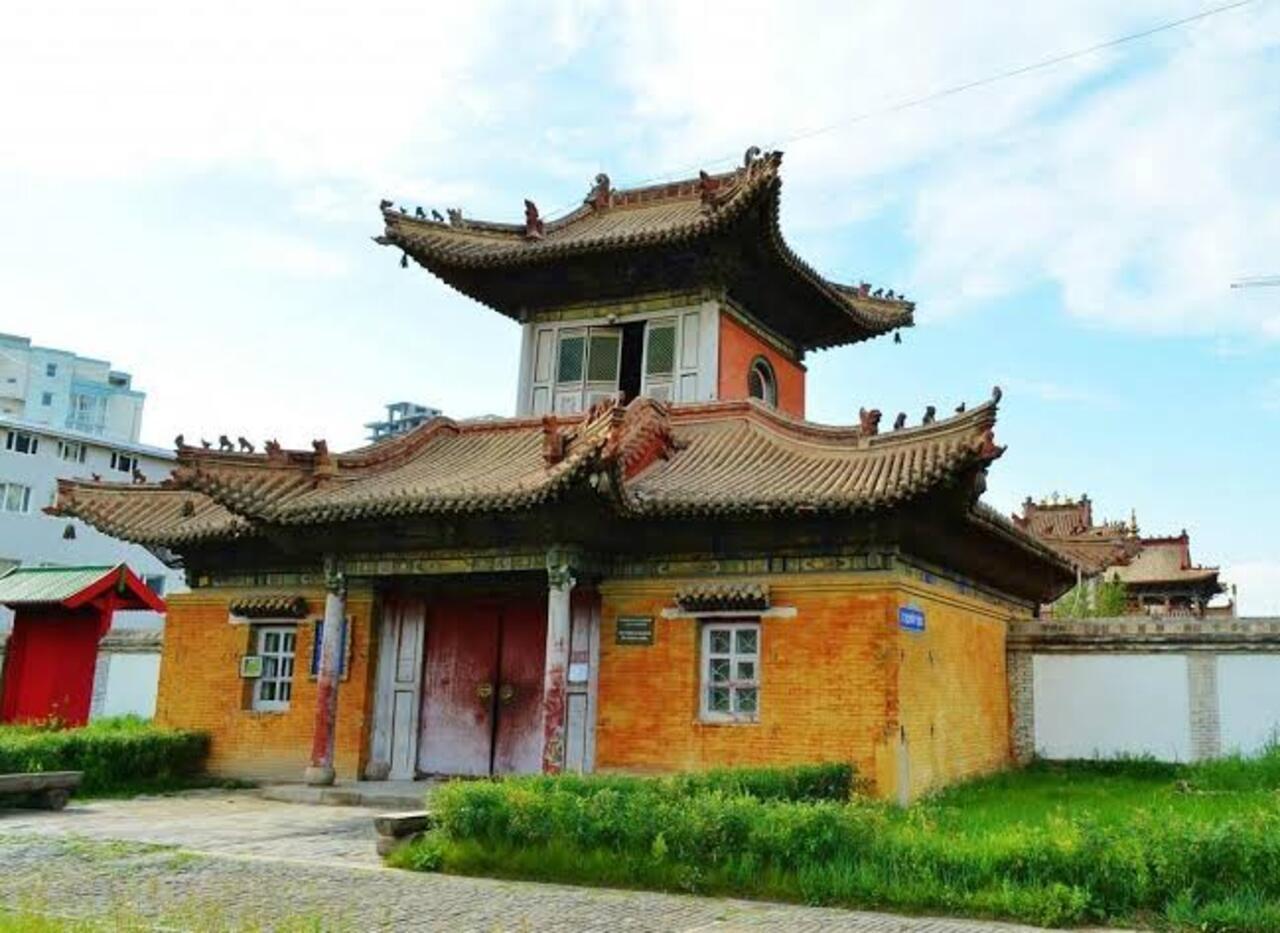 Ulaanbaatar: Hidden Culture Walking Tour 3