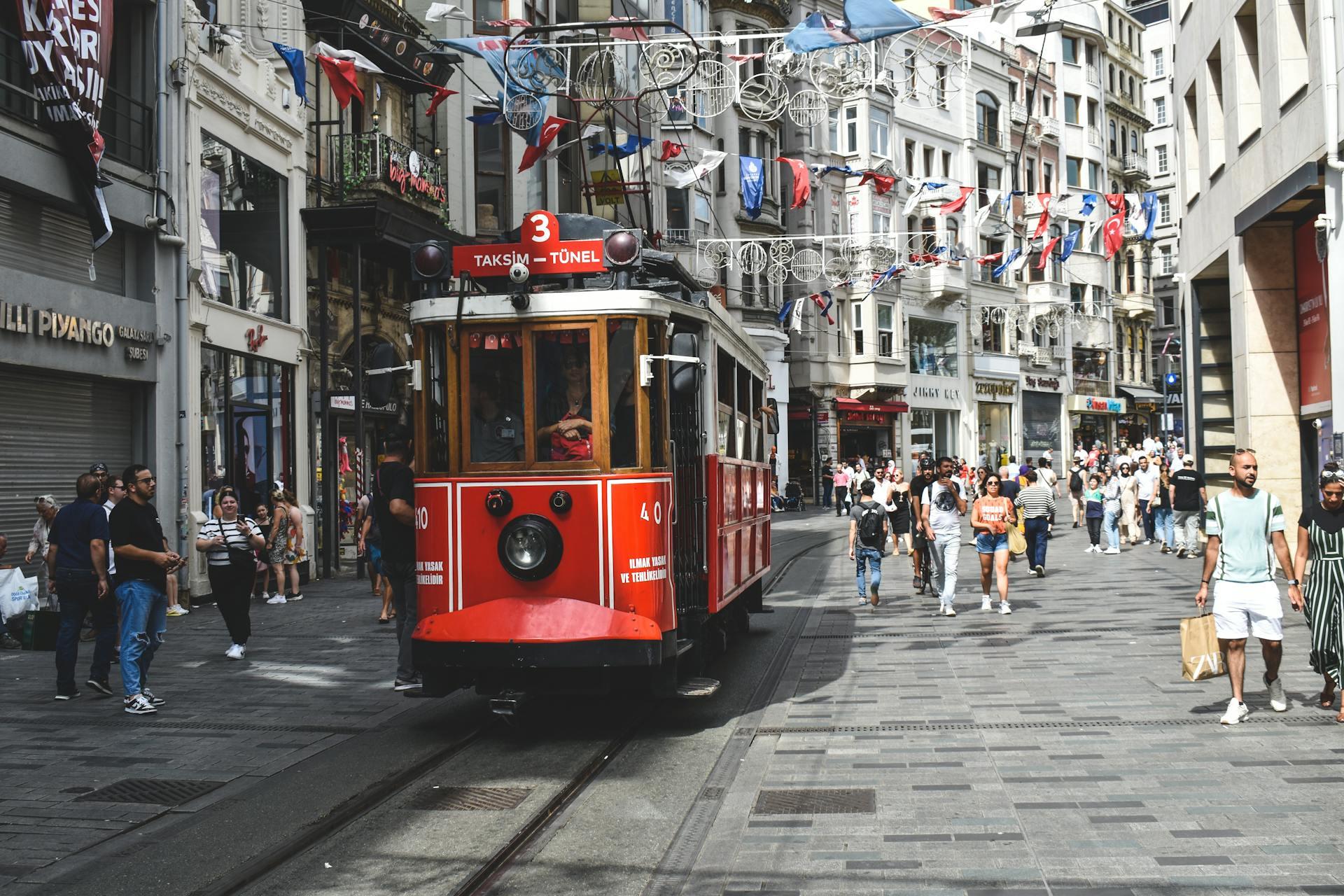 Istanbul: Taksim District Half-Day Walking Tour 2