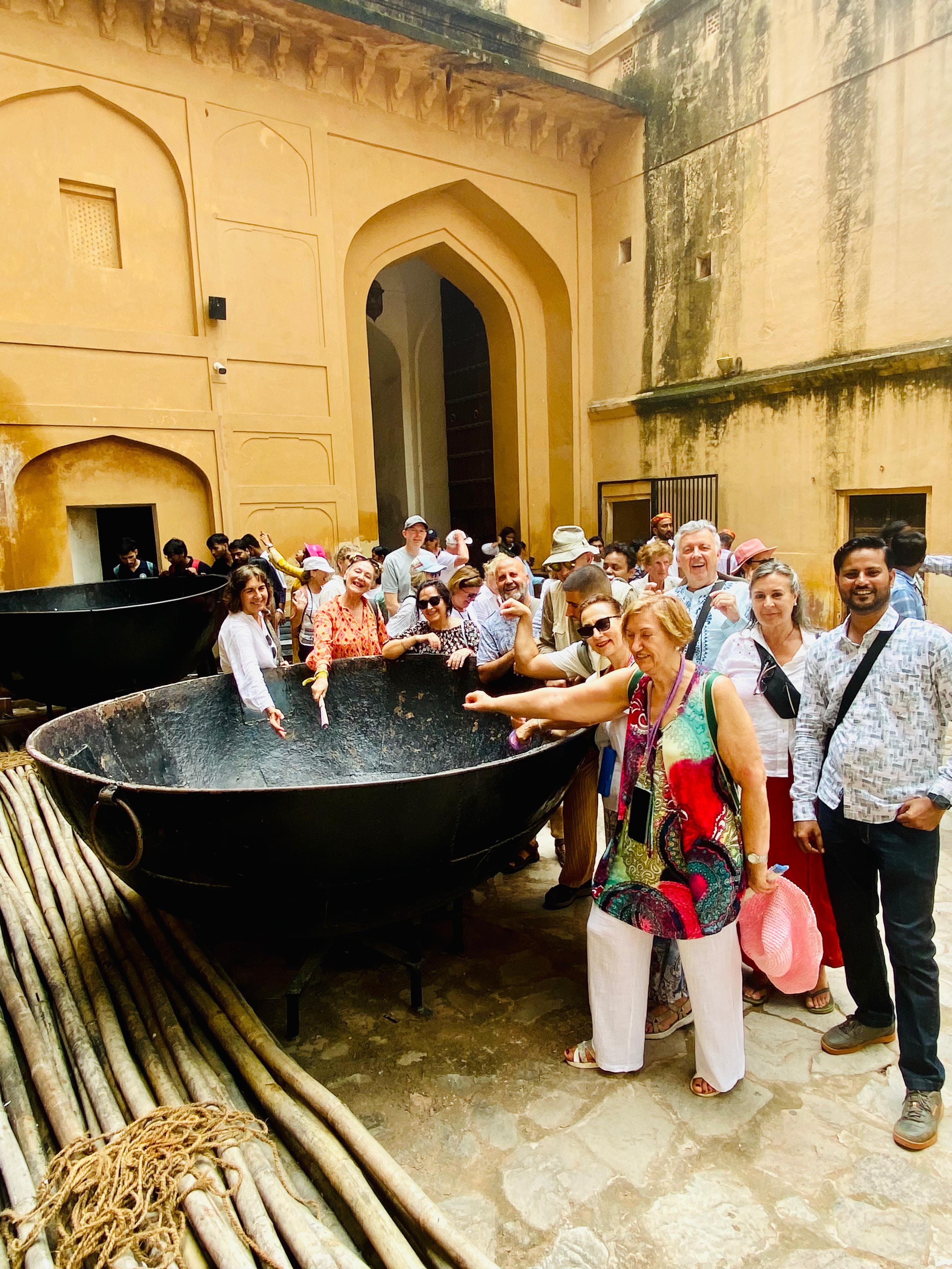 From Delhi : Jaipur Day Tour By Superfast Train 2