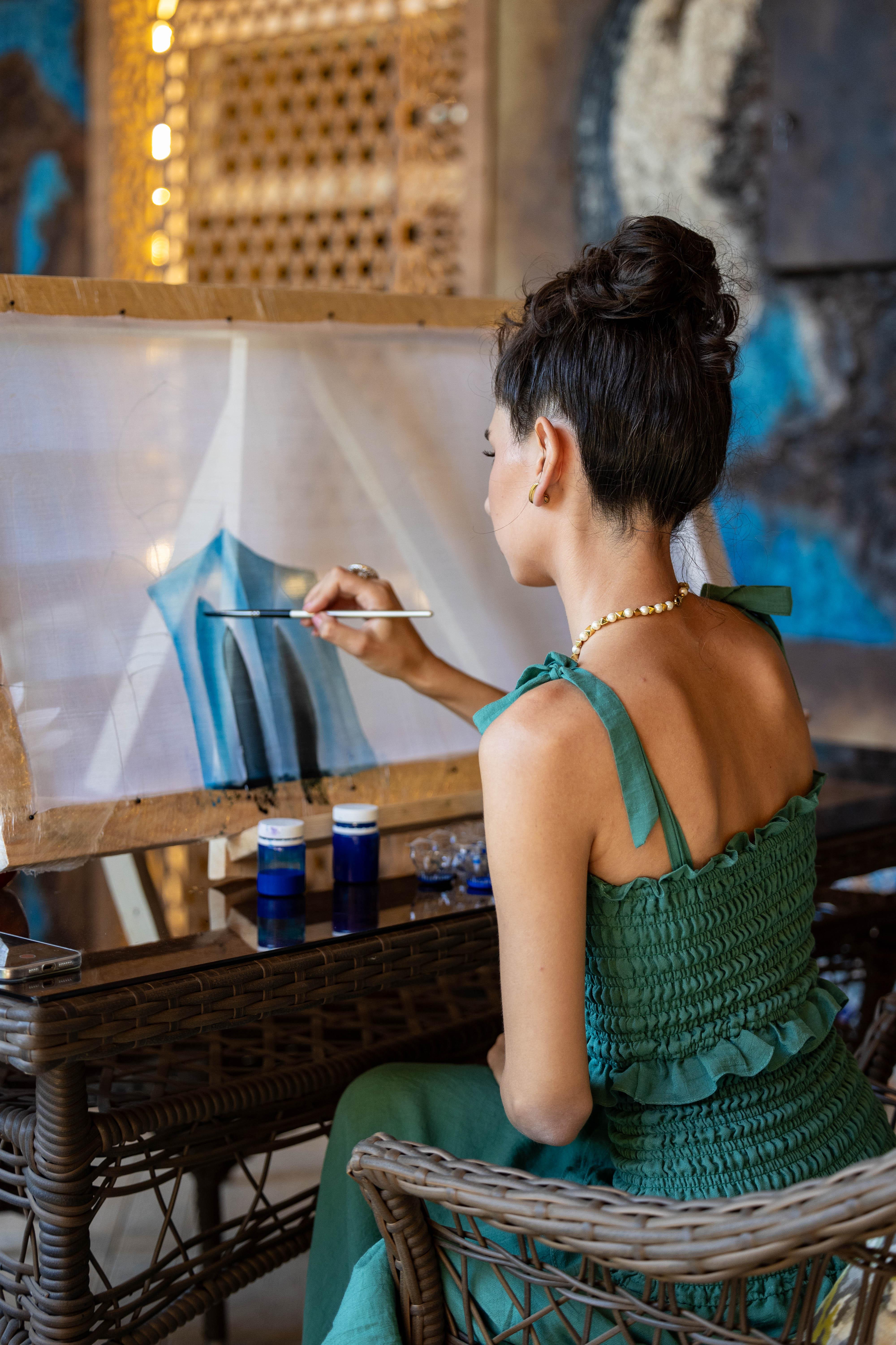 Samarkand: Uzbek Silk Scarf Painting Workshop