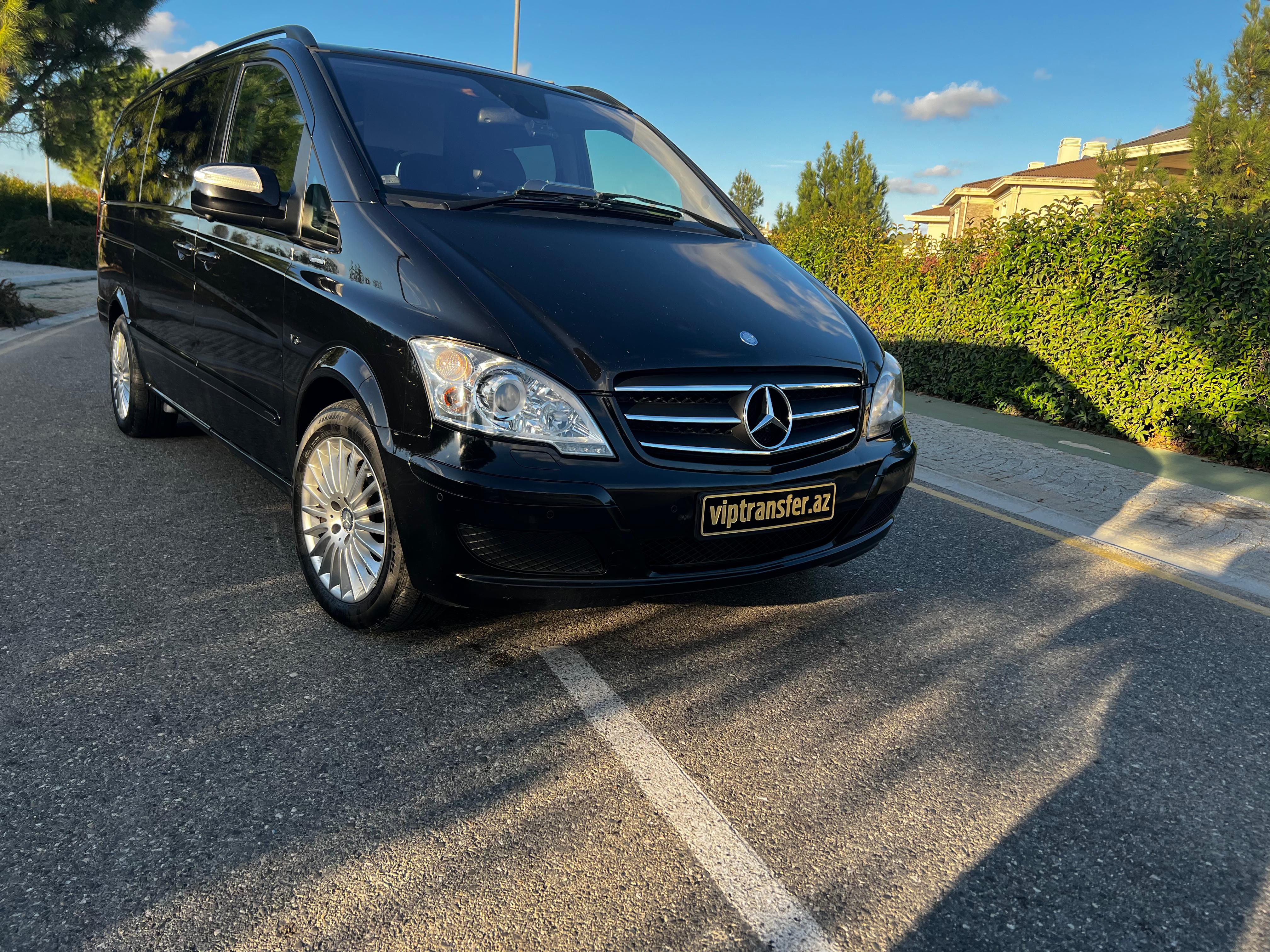 Baku: VIP Private Airport-to-Hotel Transfer Service