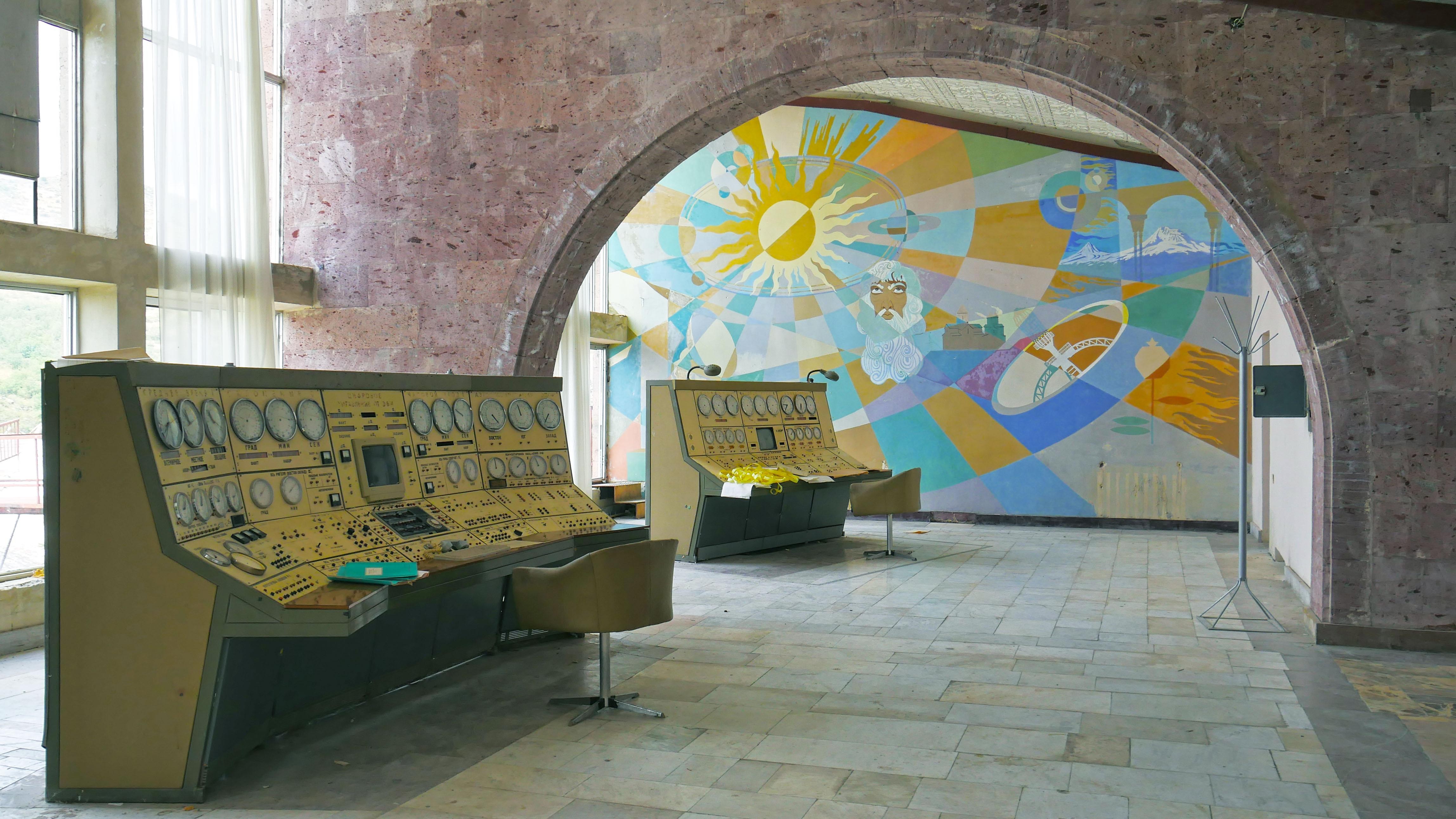 Urbex From Yerevan: ROT54 & Schmidt Telescope Tour 2