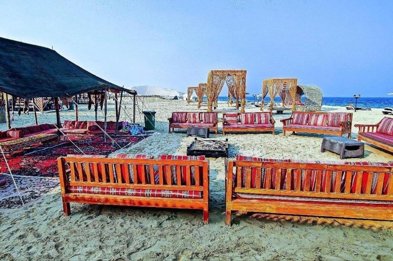 Doha:Full-Day Desert safari With BBQ Dinner & Camp Activitie 3