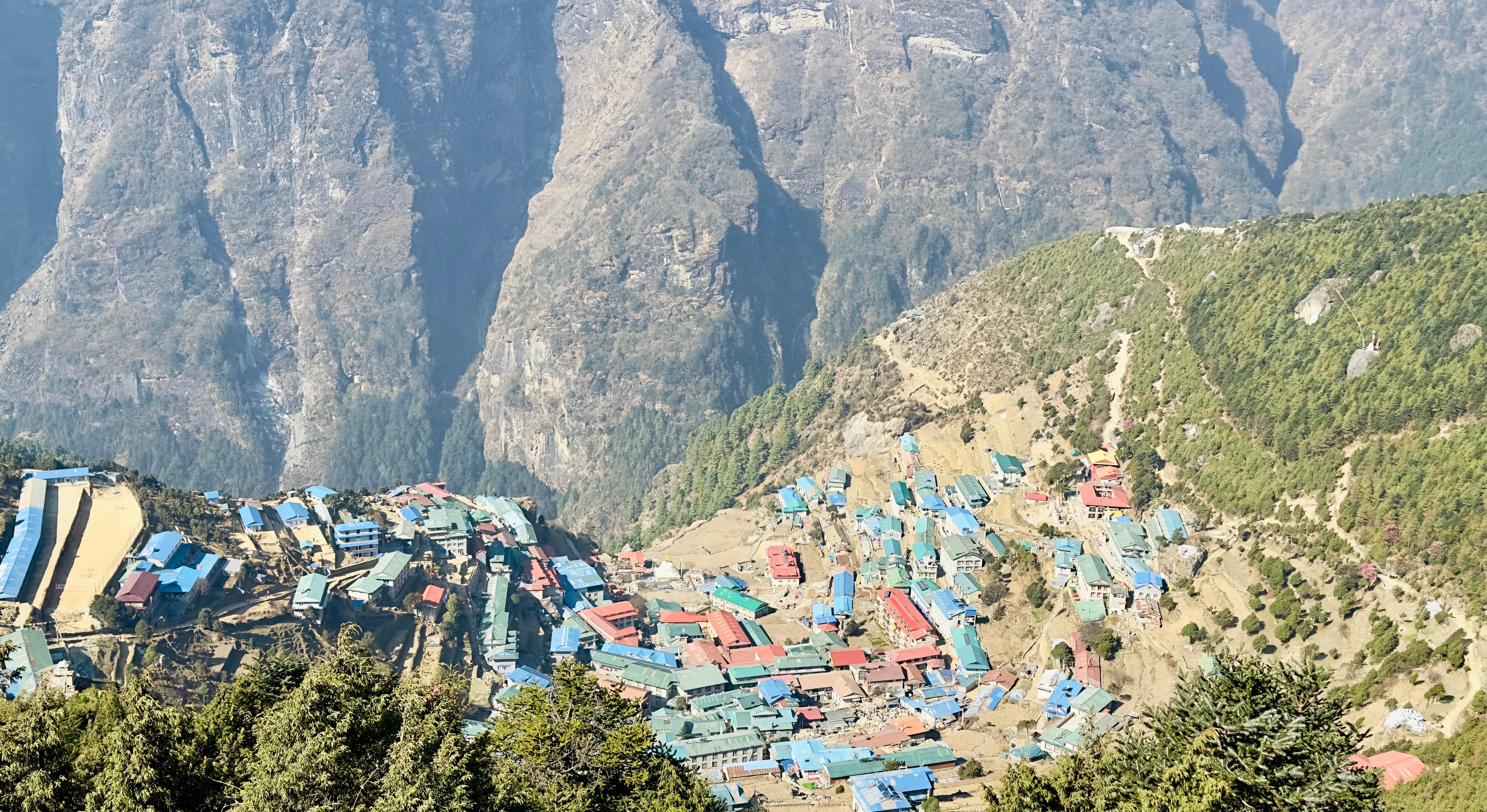 Pokhara: Annapurna Base Camp Trek & Wildlife Safari Tour 3