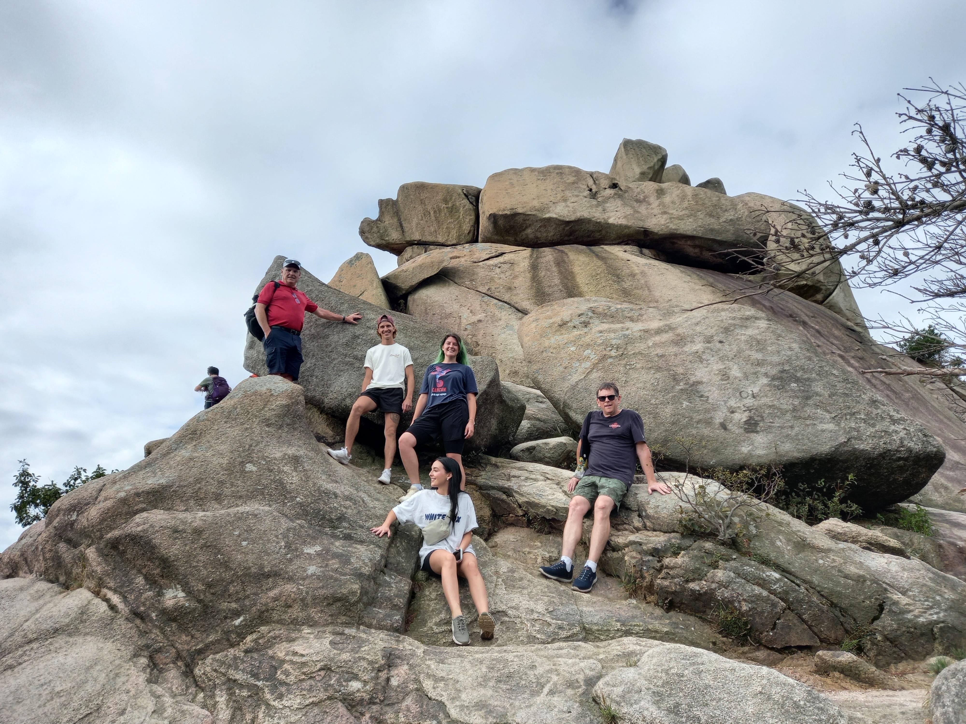 Seoul: Bukhansan Mountain Hiking Tour - 6 Hours